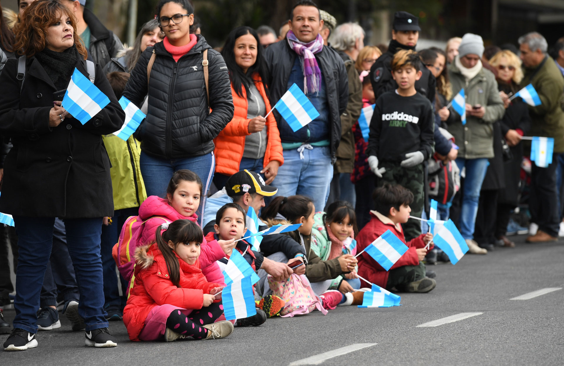 Muchos chicos también se sumaron al evento y compartieron el acto con sus padres
