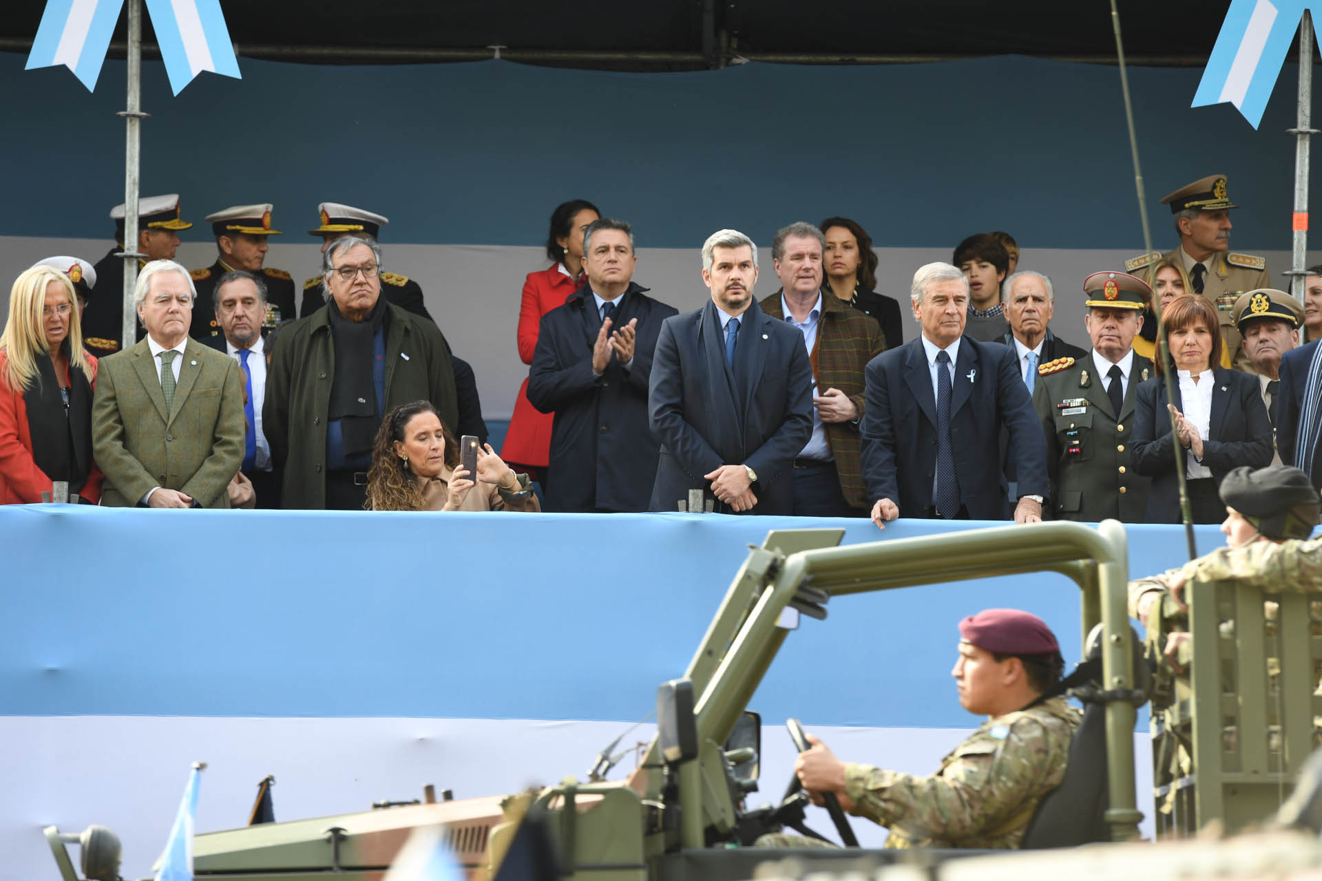En el palco presidencial se ubicaron los principales ministros del gobierno nacional