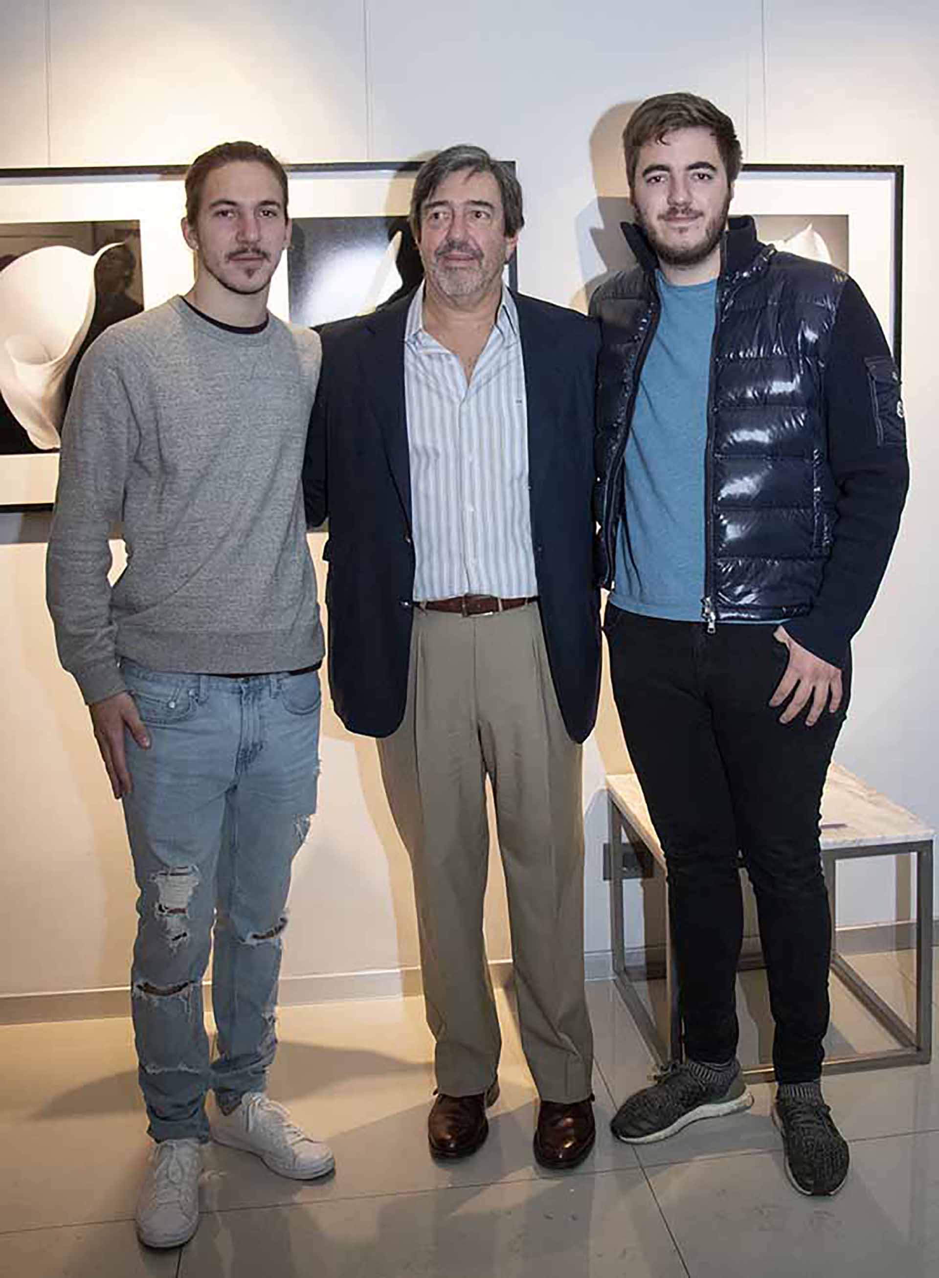 Jandri con sus hijos, Juan y Nicolás Blaquier