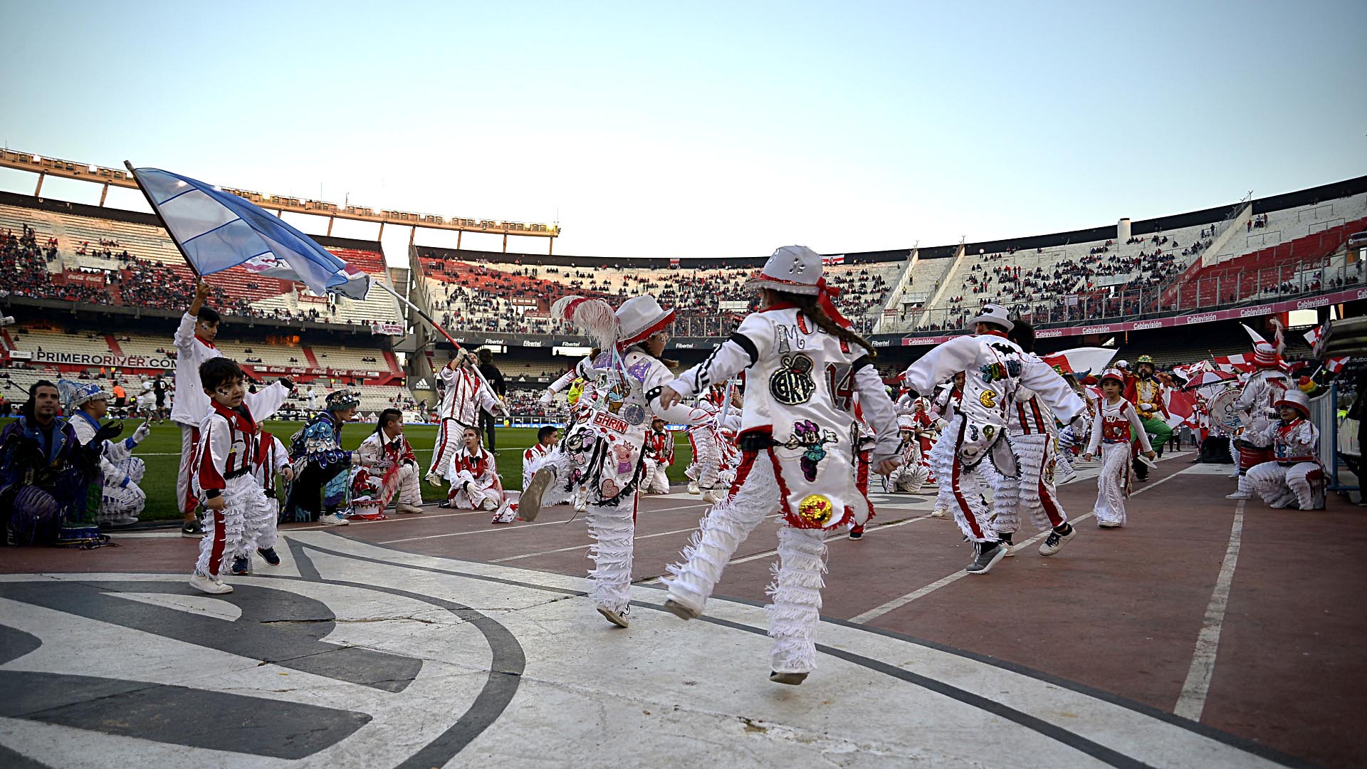 En la previa del partido hubo distintos shows