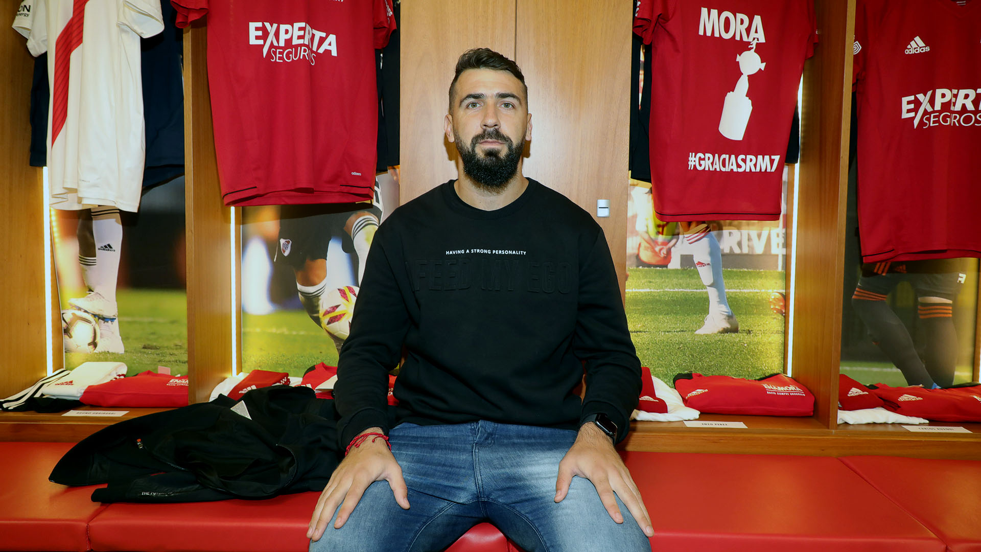 Lucas Pratto también estuvo presente y fue ovacionado por el público