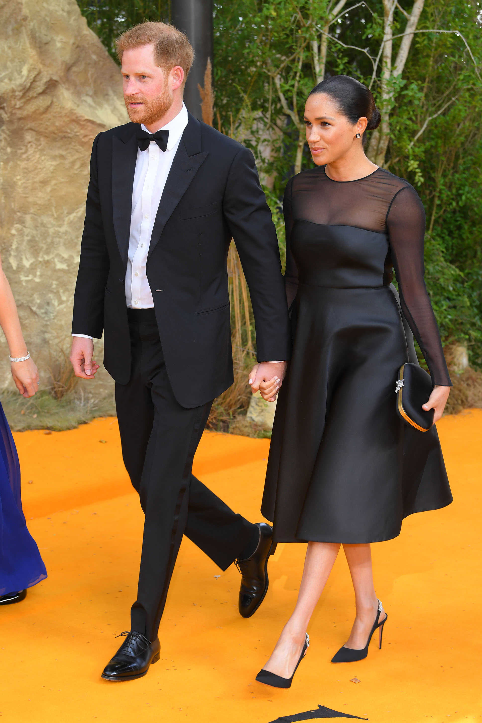 El príncipe con un tuxedo y la duquesa con un vestido negro de mangas largas de Jason Wu (David Fisher/Shutterstock (10332765ar))