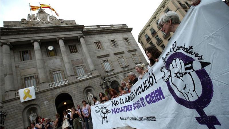 La nueva denuncia se presentó a una semana de que comenzara el juicio por la “Manada de Manresa”, un caso de agresión múltiple que tuvo lugar en octubre de 2016 (Foto: EFE)