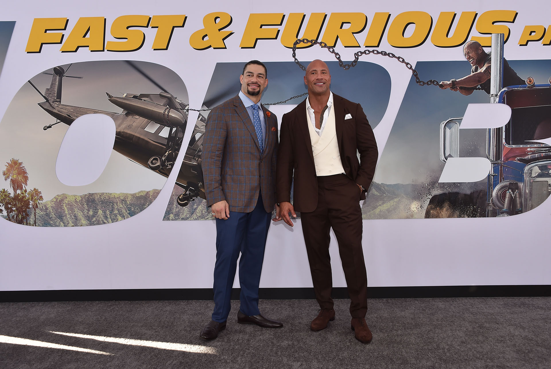 Dwayne Johnson y Joe Anoa’i