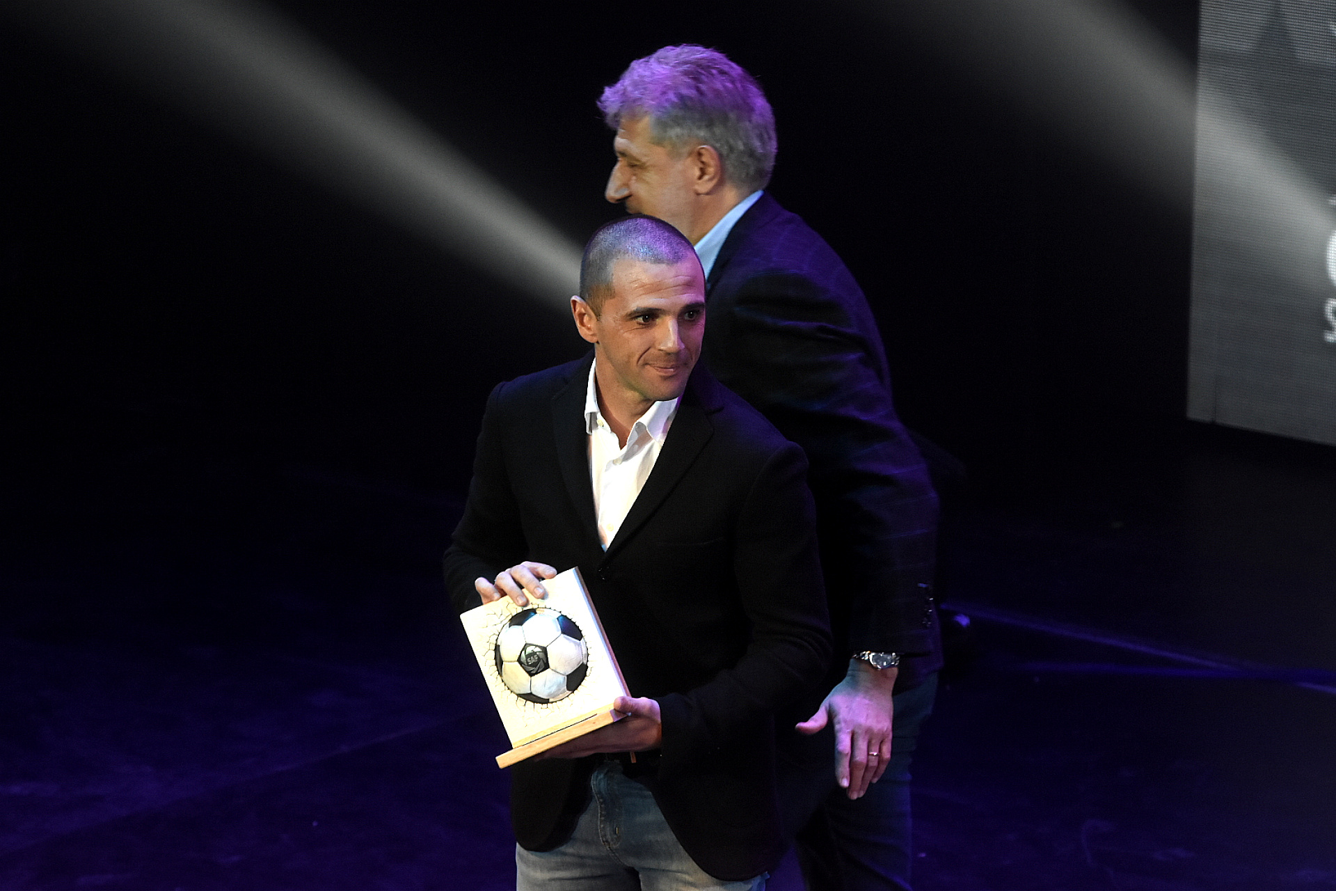 Walter Montillo fue premiado como el mejor futbolista de la Copa de la Superliga que obtuvo Tigre