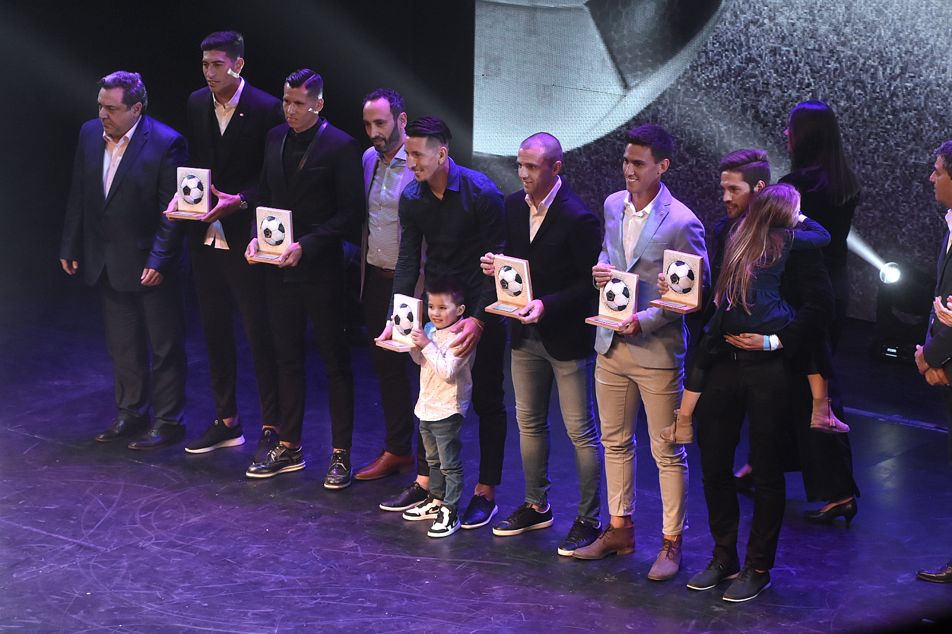 Parte de los integrantes del “equipo ideal” que eligió el público a través de las redes sociales