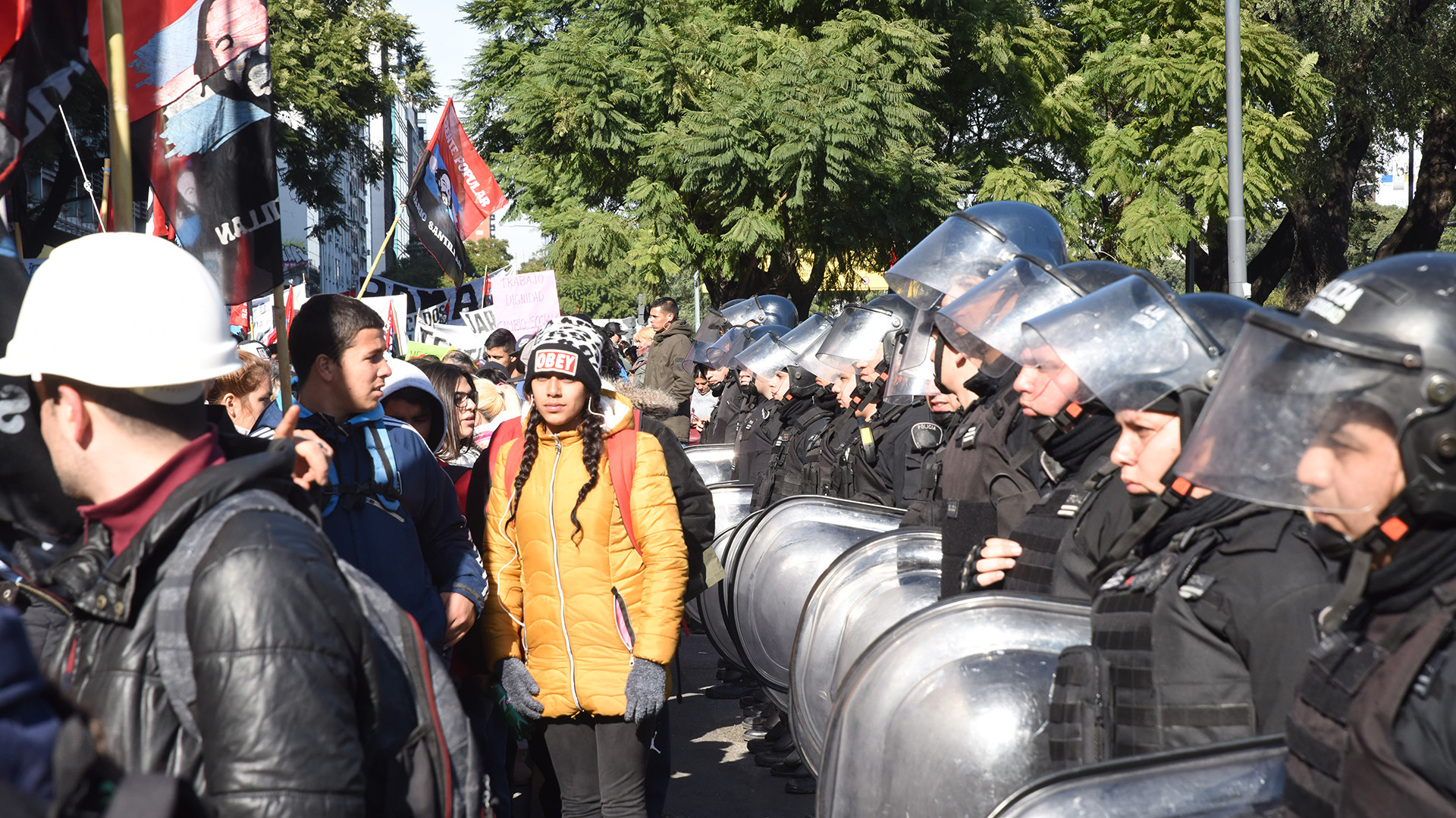 Las autoridades desplegaron un fuerte operativo de seguridad en la zona del Obelisco