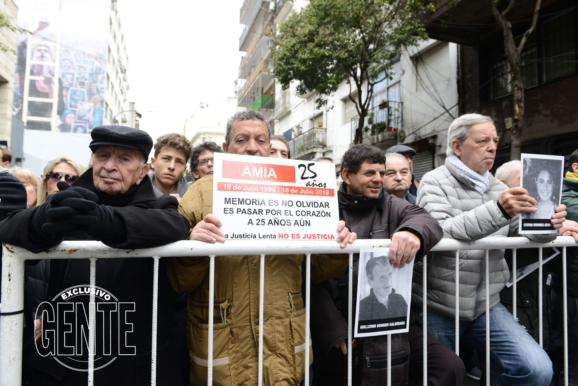 Una multitud acompañó el reclamo de Memoria, Verdad y Justicia. Foto: Julio César Ruiz/GENTE