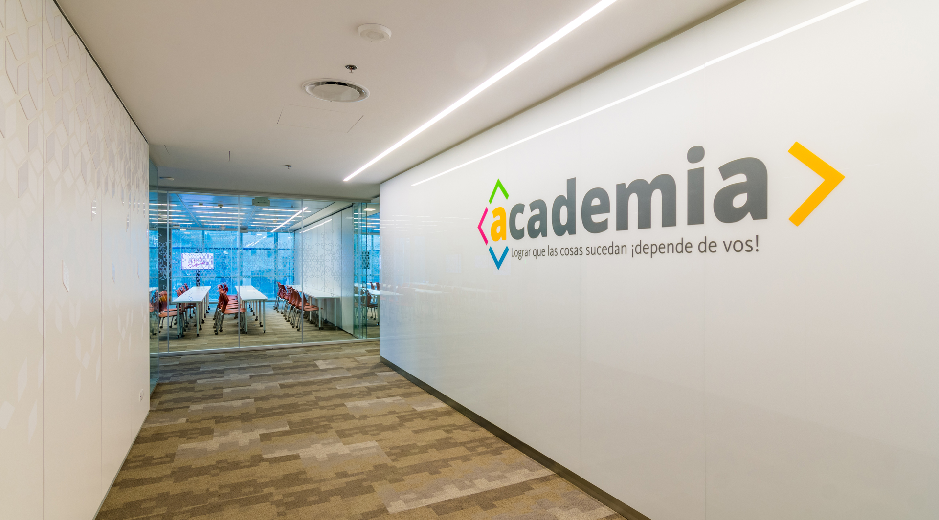 Academia, un espacio de capacitación y formación para los empleados de Santander Argentina.