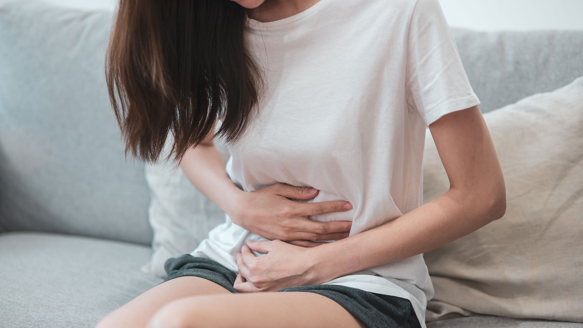 La menstruación impacta negativamente en los días de escolaridad y en la productividad laboral (Shutterstock)