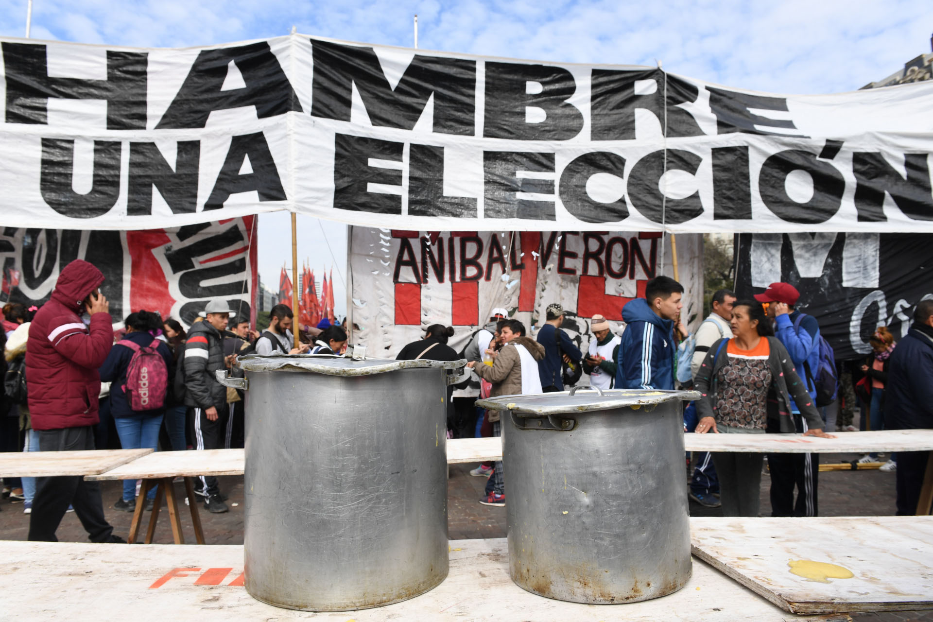 La movilización fue masiva y estuvo encabezada por organizaciones sociales y sectores de izquierda
