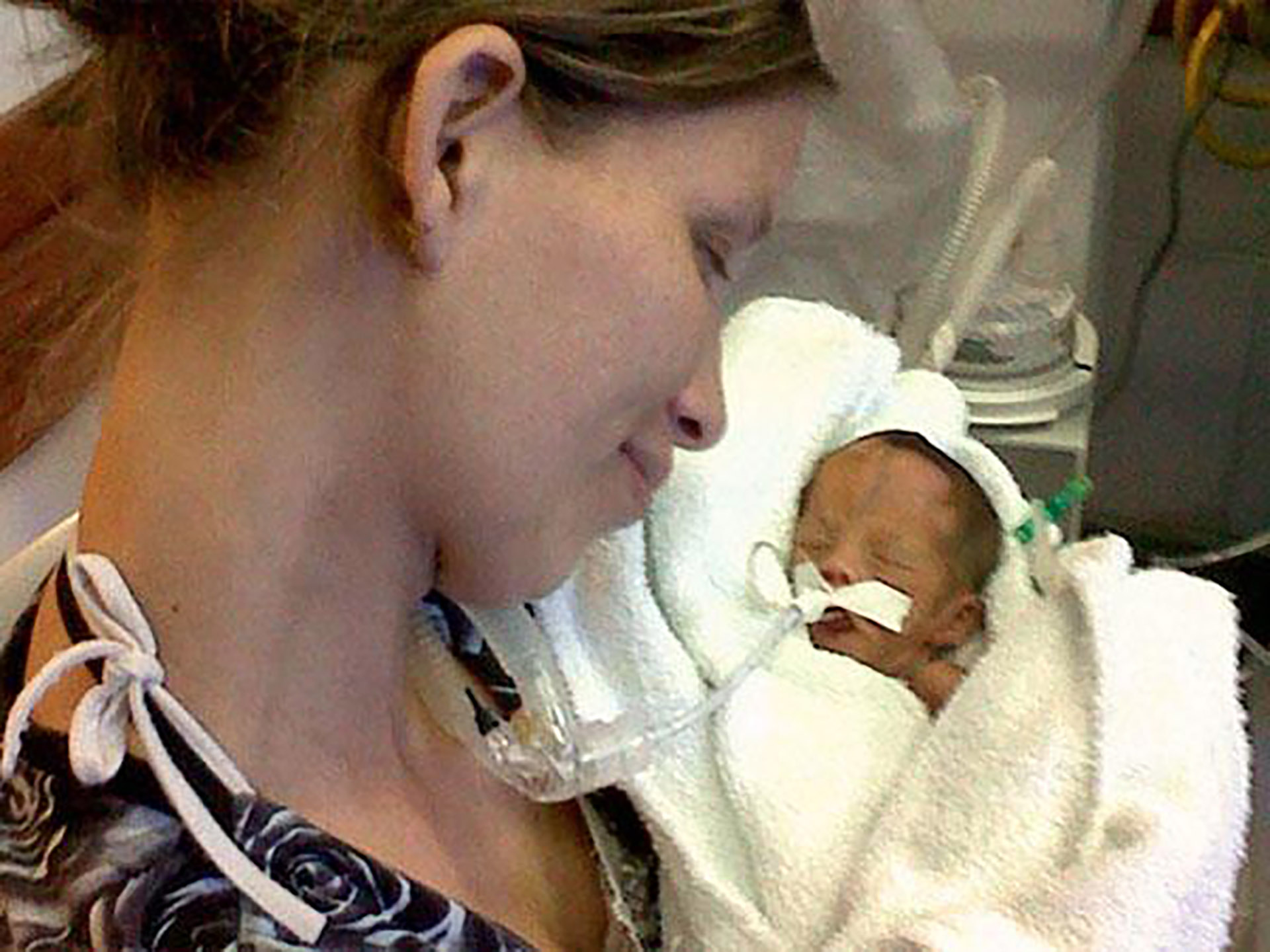 Sacan A Bebe De La Morgue Fue a la morgue a despedirse y encontró que su hija estaba viva: la  historia desconocida detrás del caso que conmocionó al país - Infobae