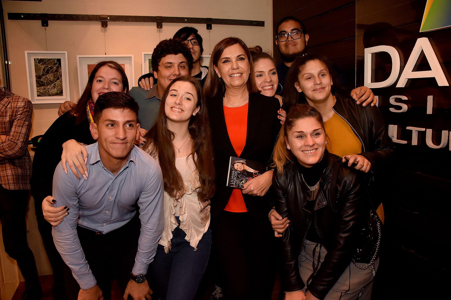 Liliana Parodi posa con sus sobrinos