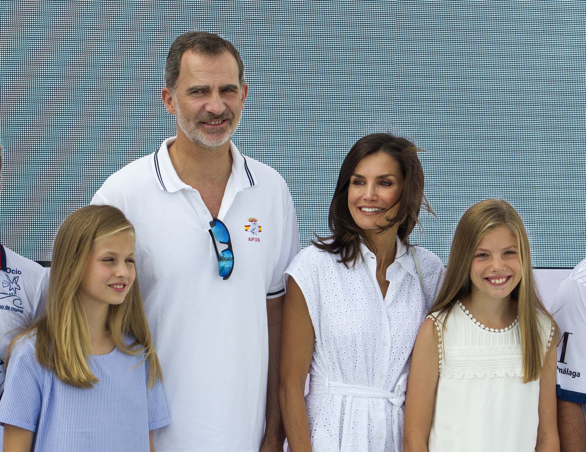 La foto oficial de la familia real española, el rey Felipe VI, Letizia y Leonor y Sofía