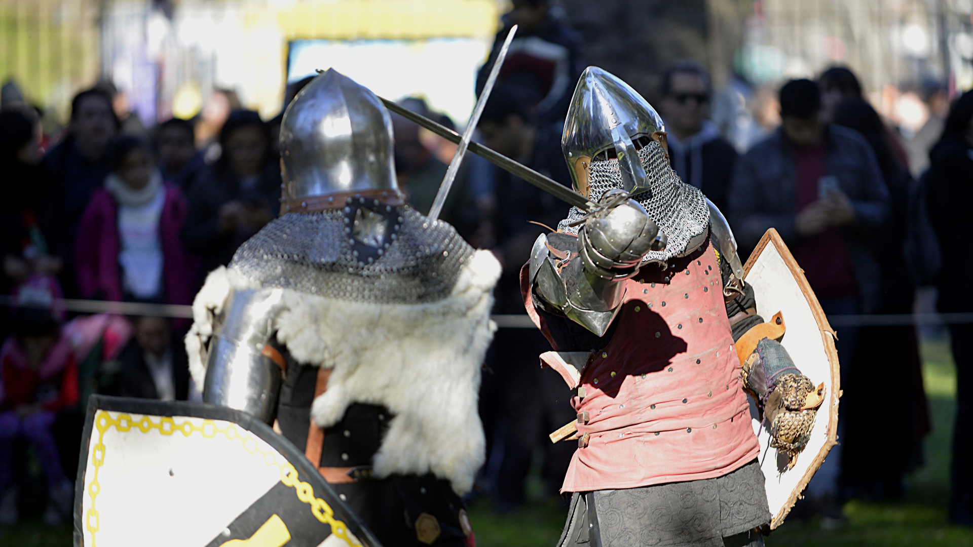 El fin del encuentro fue que los visitantes pudieran interiorizarse sobre los aspectos históricos de cada unidad, informarse sobre el proceso de elaboración de los uniformes o el manejo de las armas