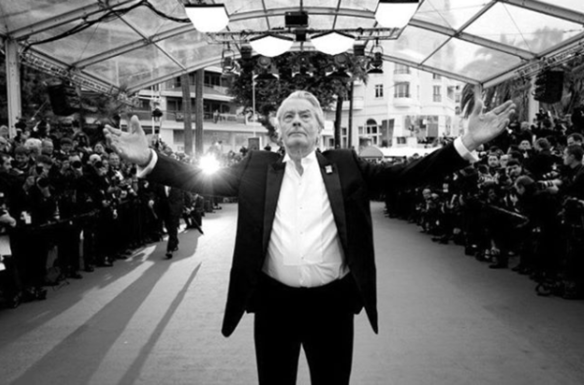 El actor francés fue visto en público en mayo de 2019, en un homenaje por su trayectoria (Foto: Instagram/ anouchkadelon)