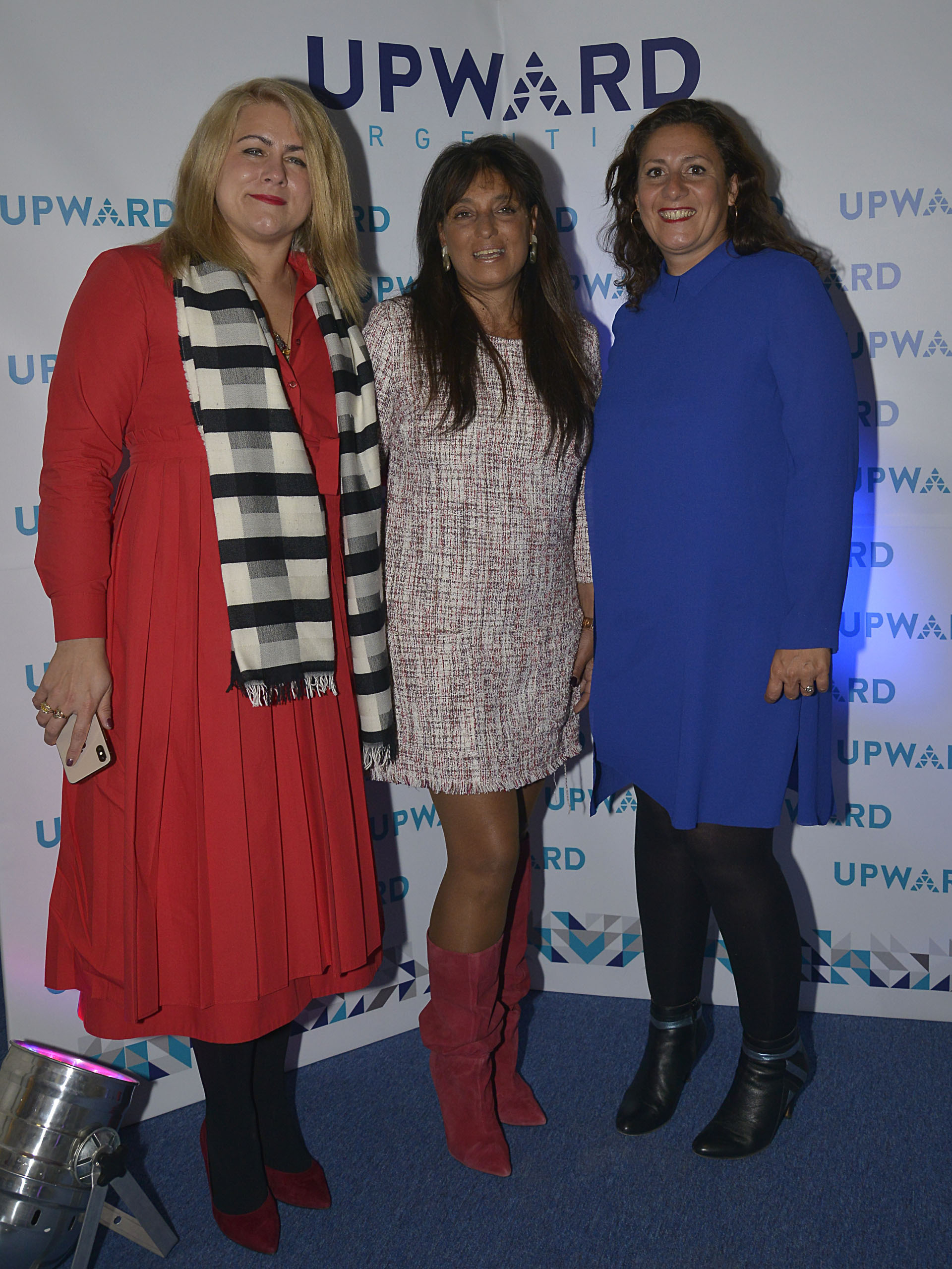 Natalie Kostus, vicepresidenta ejecutiva de IAW y representante de las Naciones Unidas; Viviana Zocco y Caroline Ramade