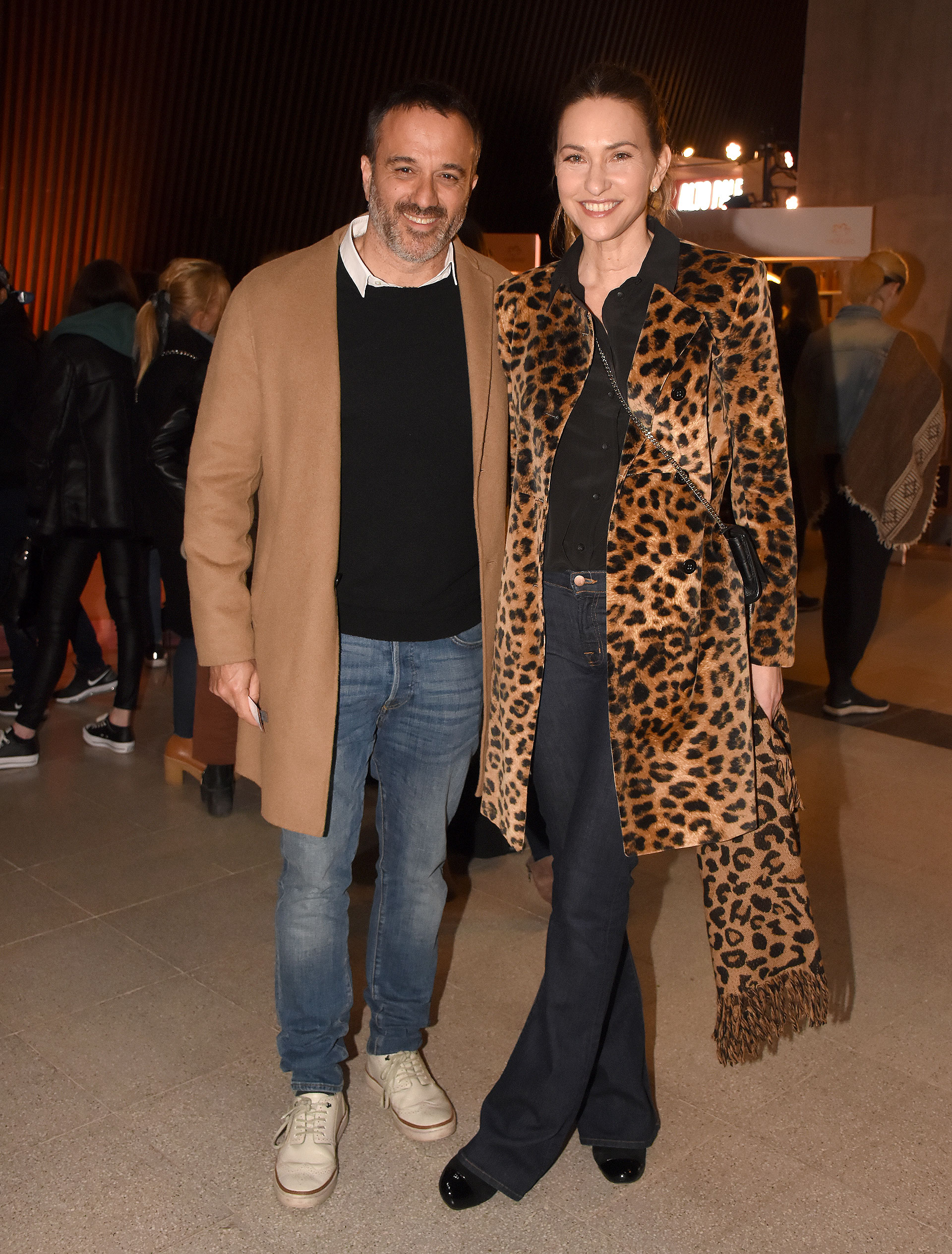 Andrea Bursten y su novio, Damián Schuchner