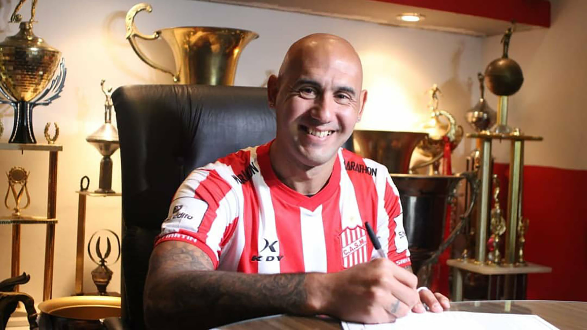 El “Pichi” viene de defender la camiseta de Atlético Tucumán
