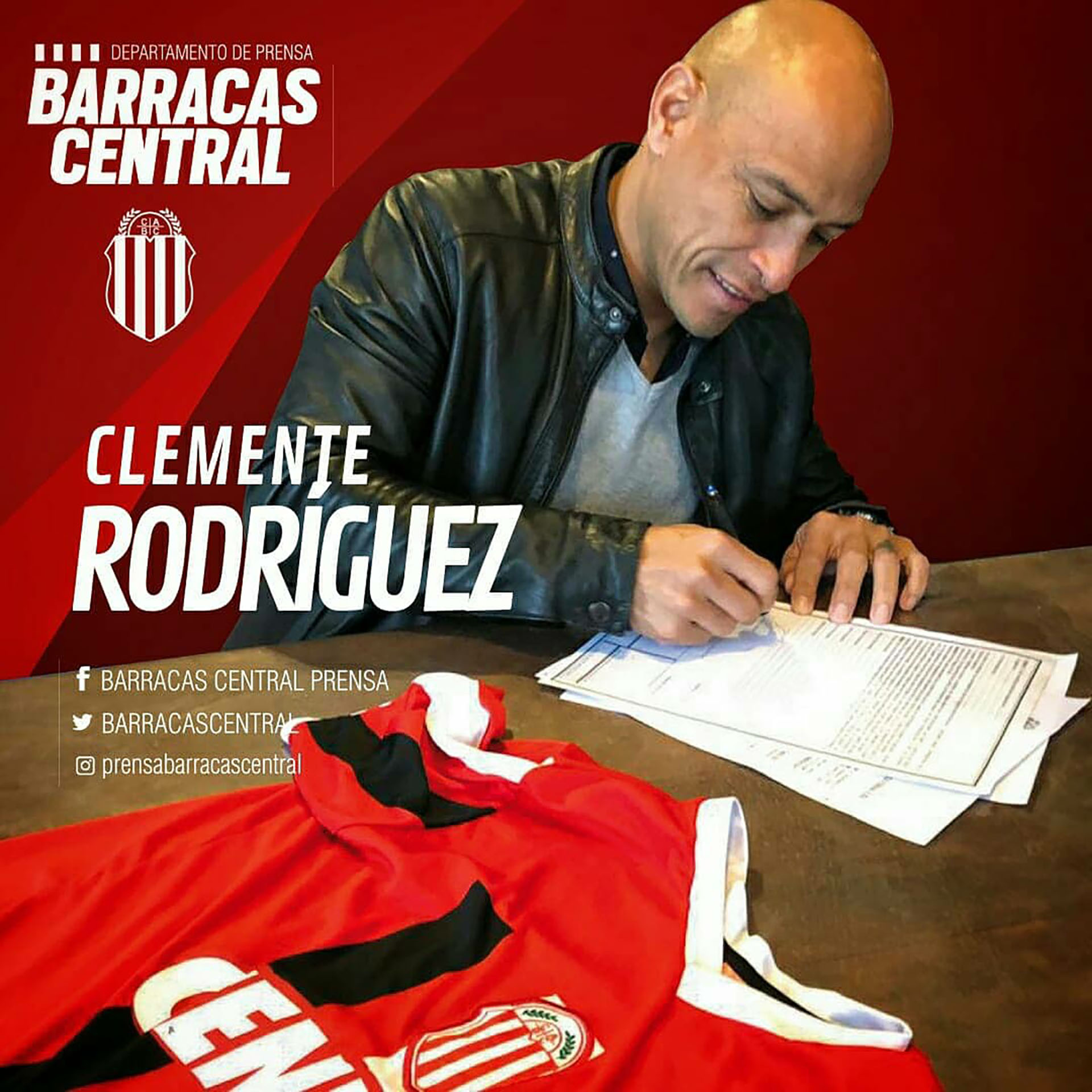 El histórico lateral campeón con Boca jugará en el equipo recién ascendido