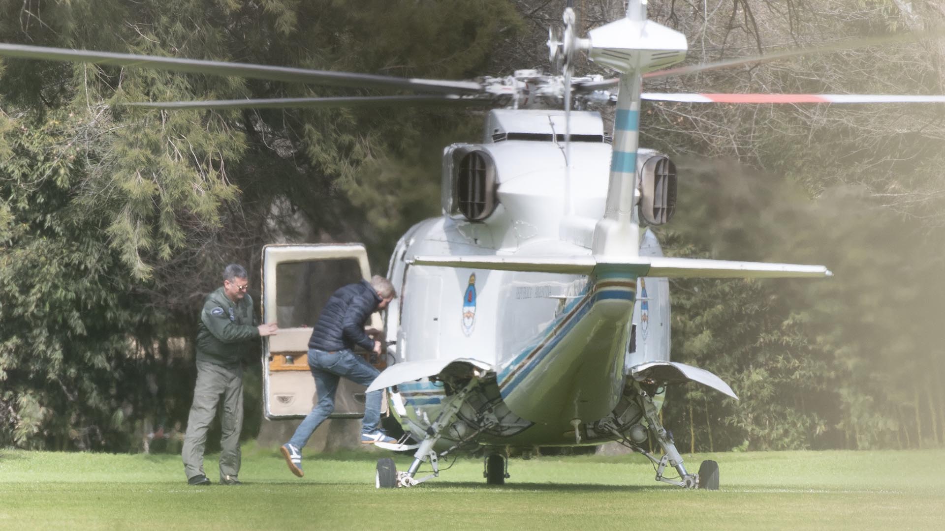 El ministro del Interior, Rogelio Frigerio, se retiró de Los Abrojos en el helicóptero presidencial
