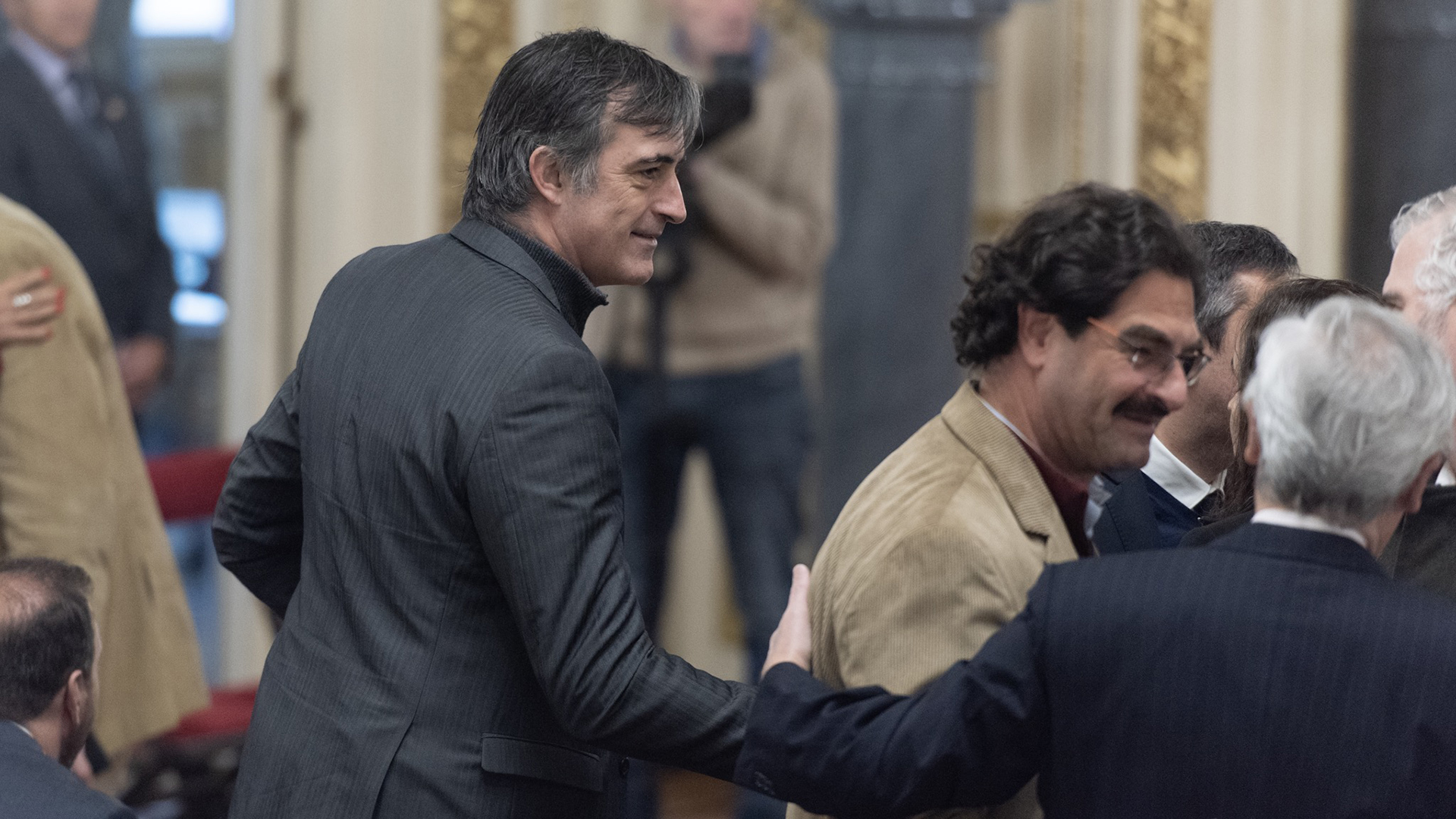 El senador Esteban Bullrich