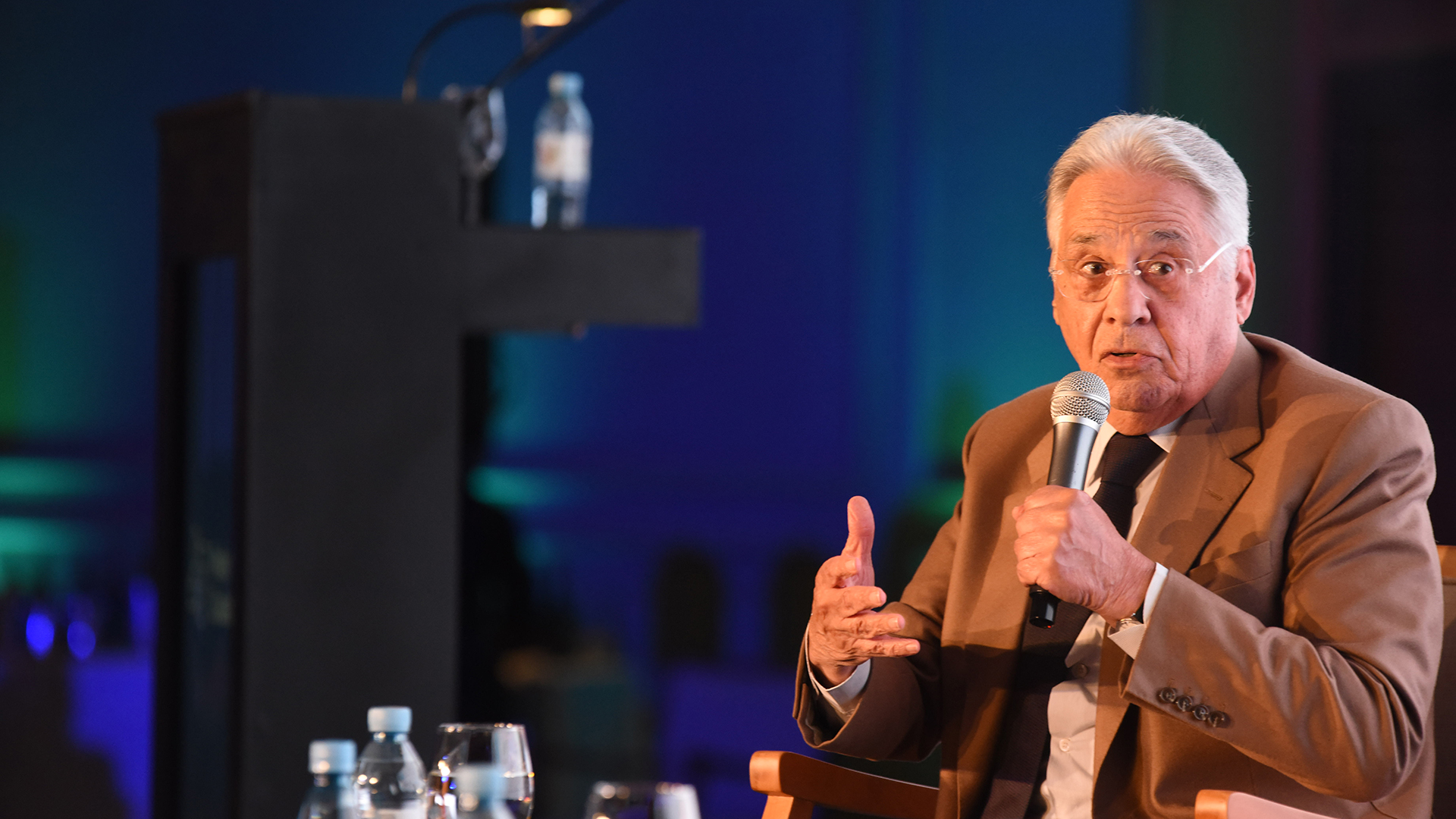 El ex presidente de Brasil Fernando Henrique Cardoso