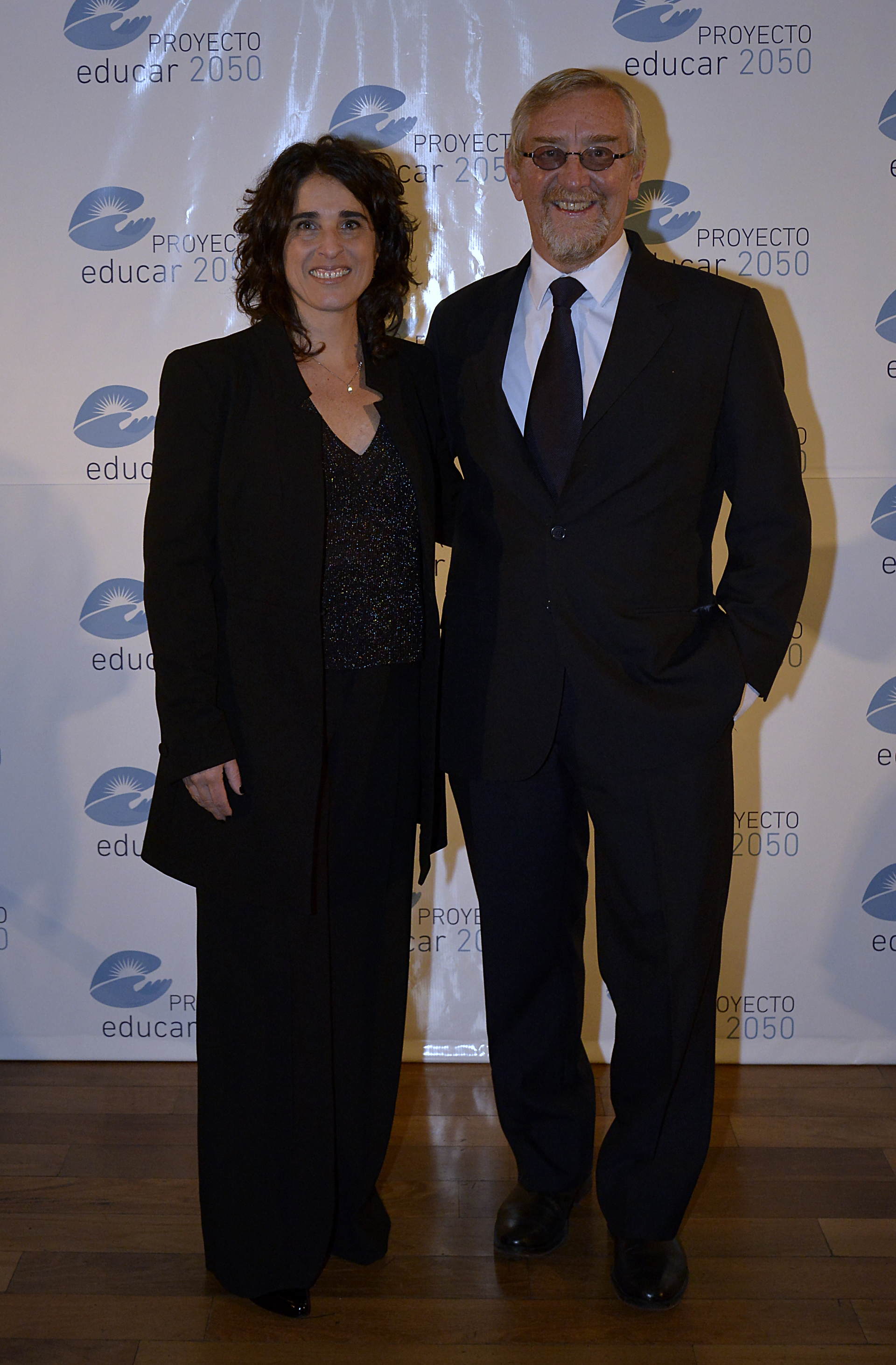 Florencia Ruiz Morosini, directora ejecutiva de Educar 2050 y Manuel Álvarez Trongé, presidente de la organización