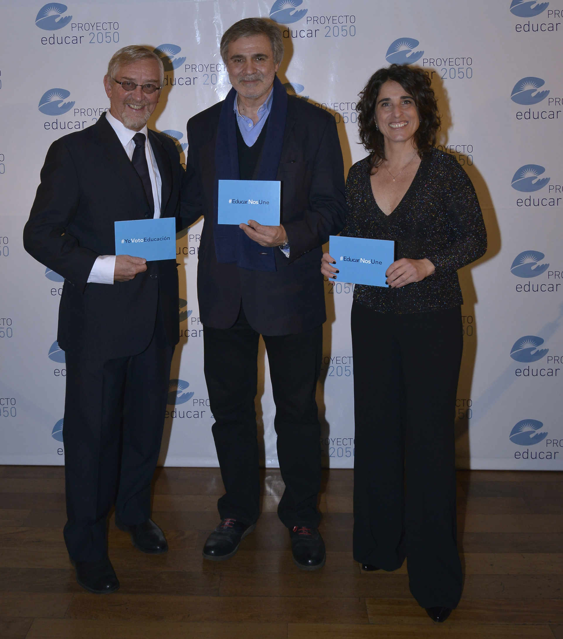 Álvarez Trongé, Wálter Grahovac, ministro de Educación de Córdoba, y Ruiz Morosini