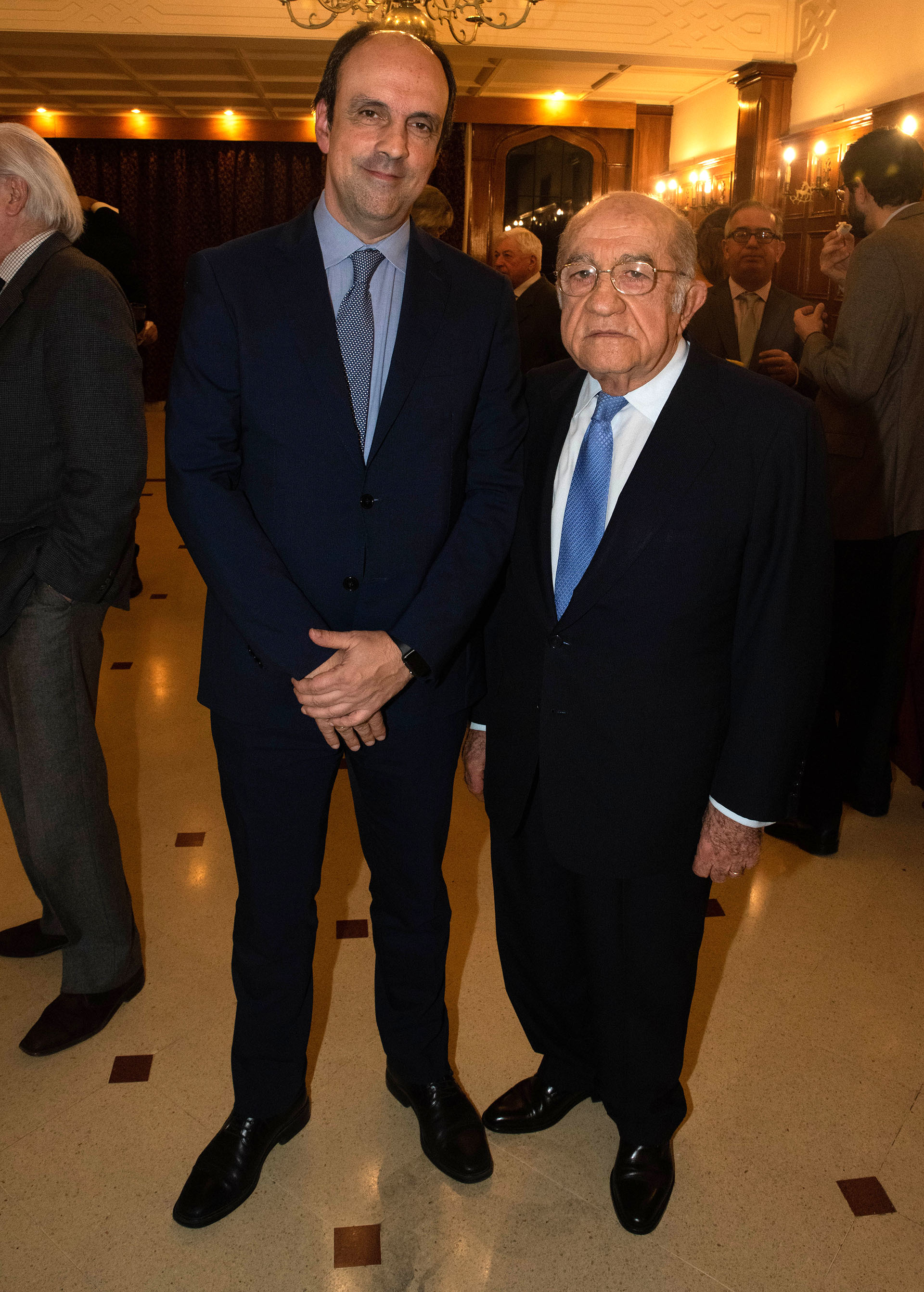 José Corral, intendente de la ciudad de Santa Fe, y José Romero Feris