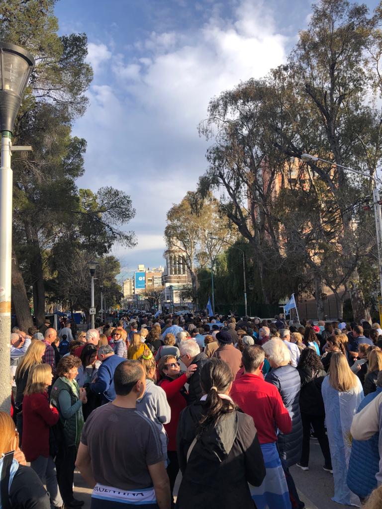 Neuquén también fue escenario de una concentración en respaldo a la gestión de Mauricio Macri