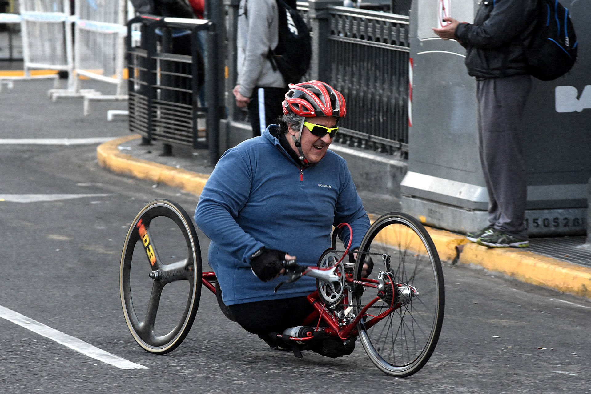 Personas con movilidad reducida también pudieron participar de la media maratón