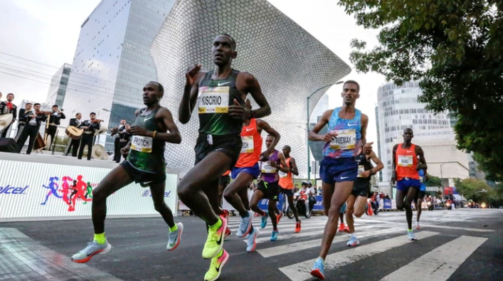 El maratón cambió su ruta para beneficiar a los competidores (Foto: Maratón CDMX)