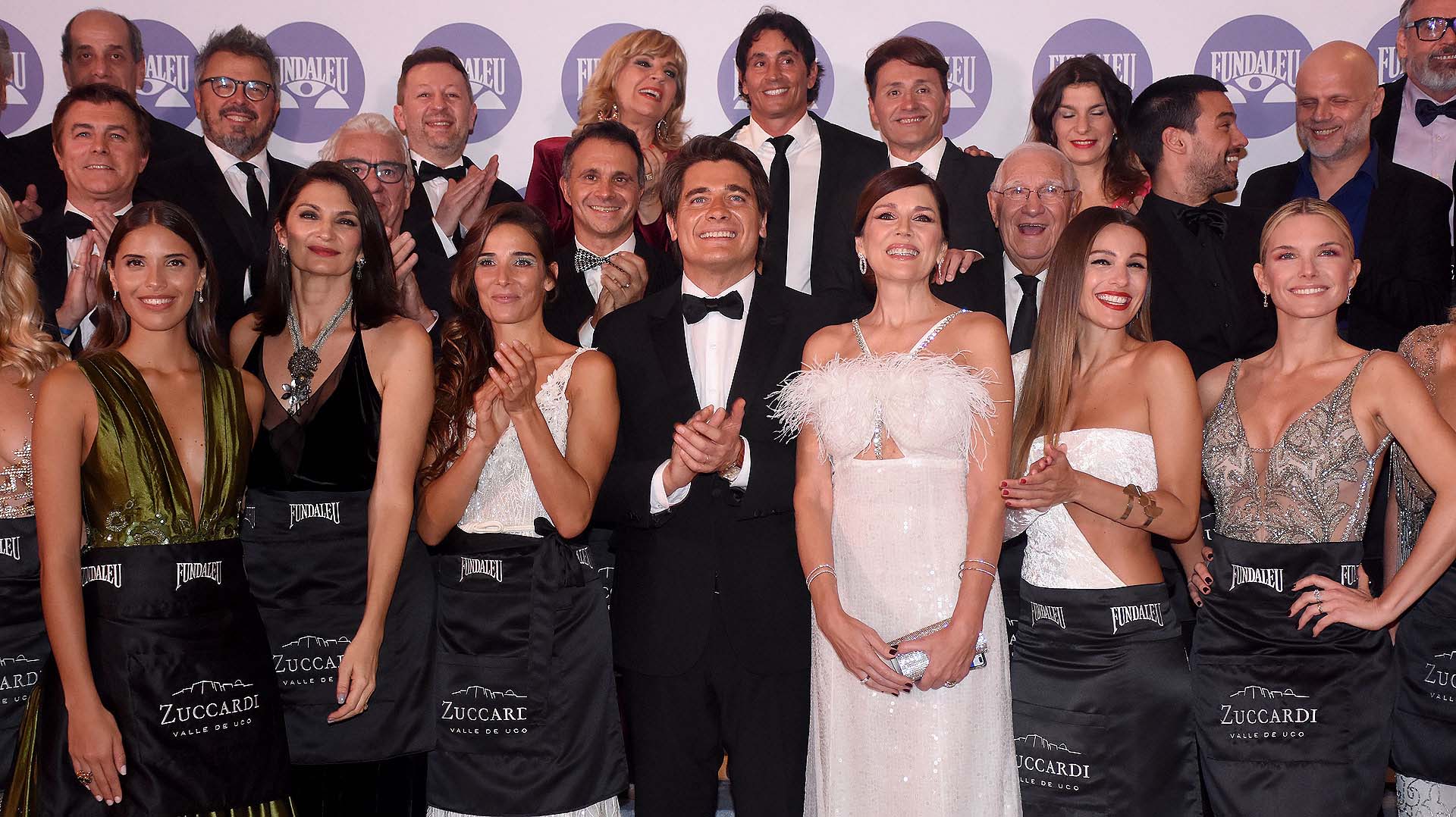 Los famosos se pusieron el delantal para ayudar a recaudar fondos para Fundaleu