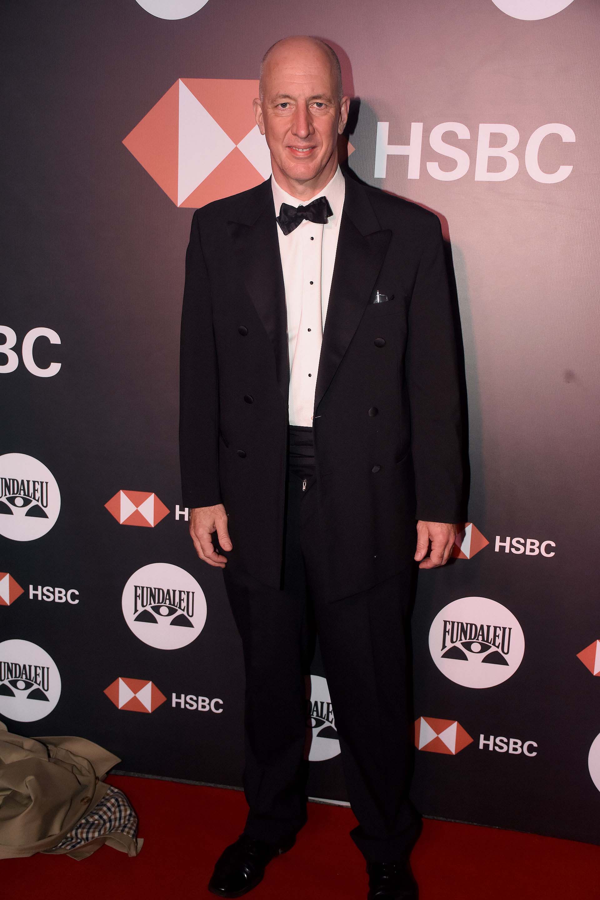 El embajador británico Mark Kent