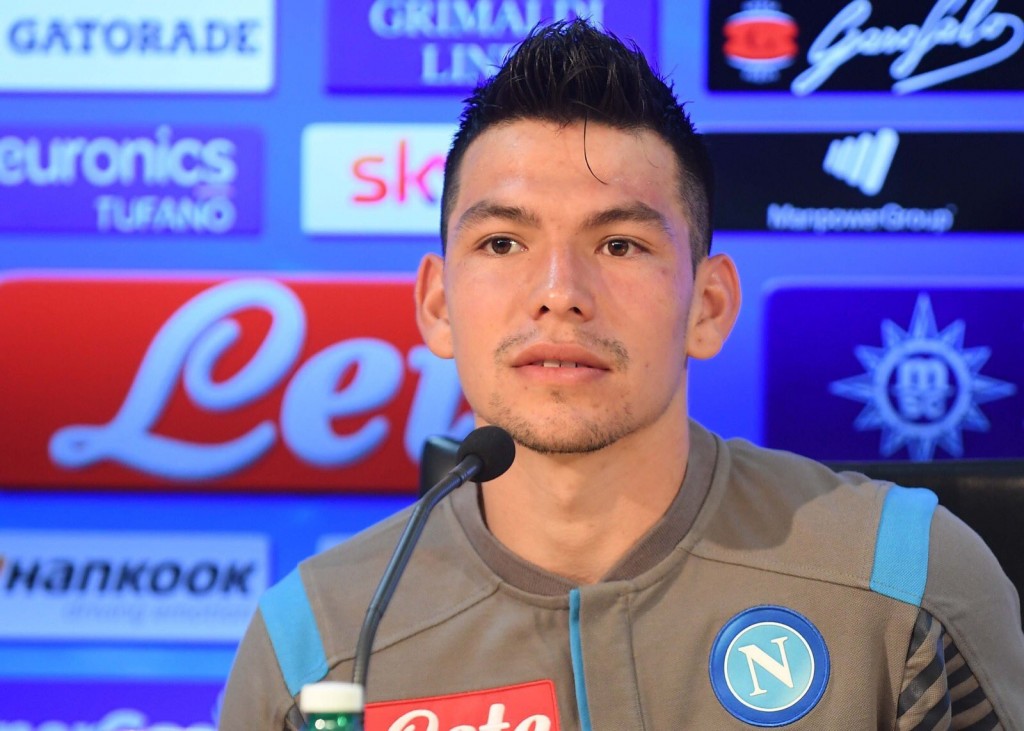 Lozano aseguró durante su presentación en el Napoli que quería ser como Hugo Sánchez (Foto: Napoli)