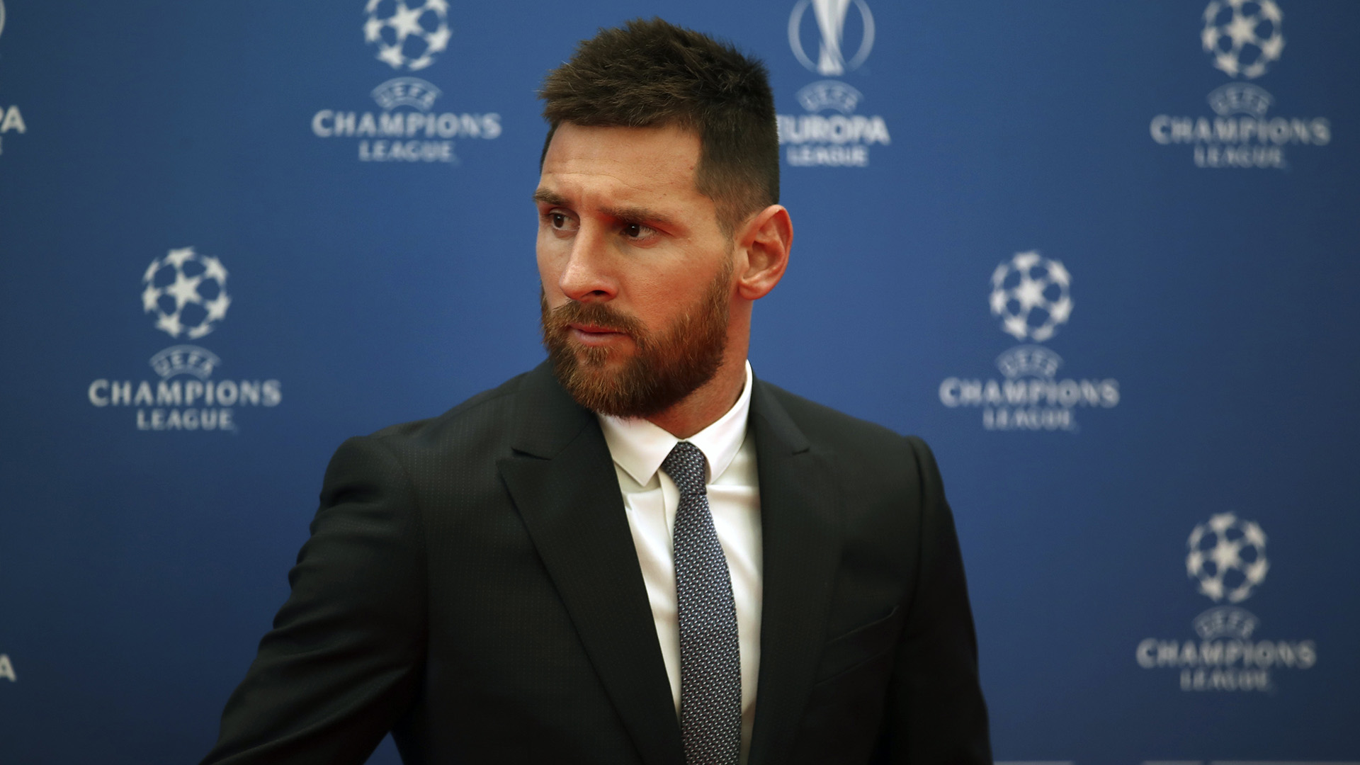 Lionel Messi firmó un contrato con un ítem que empezará a regir a partir del próximo año