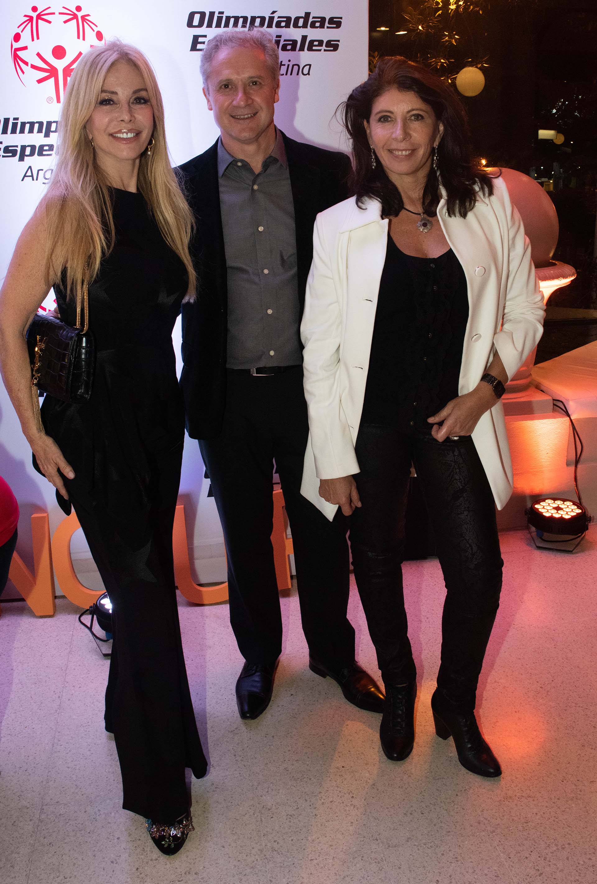 Graciela Alfano con Jorge Srur de Banco de Desarrollo de América Latina y Marisol Nicoletti de Punta del Este Internacional
