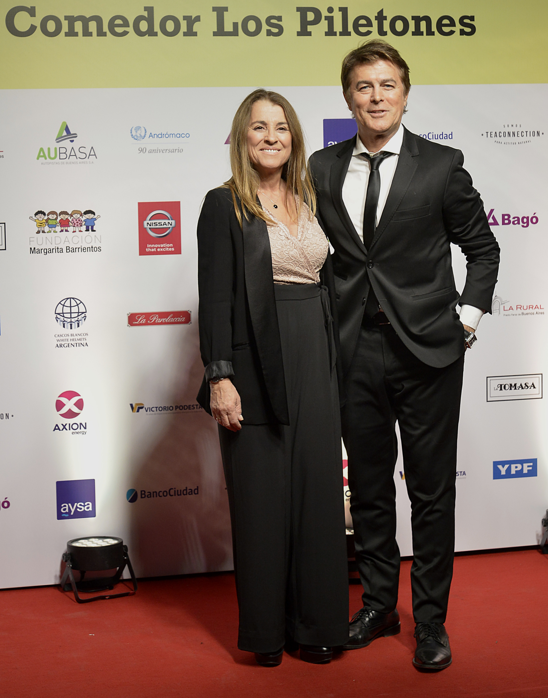 Gabriel Corrado junto a su mujer Constanza Feraud