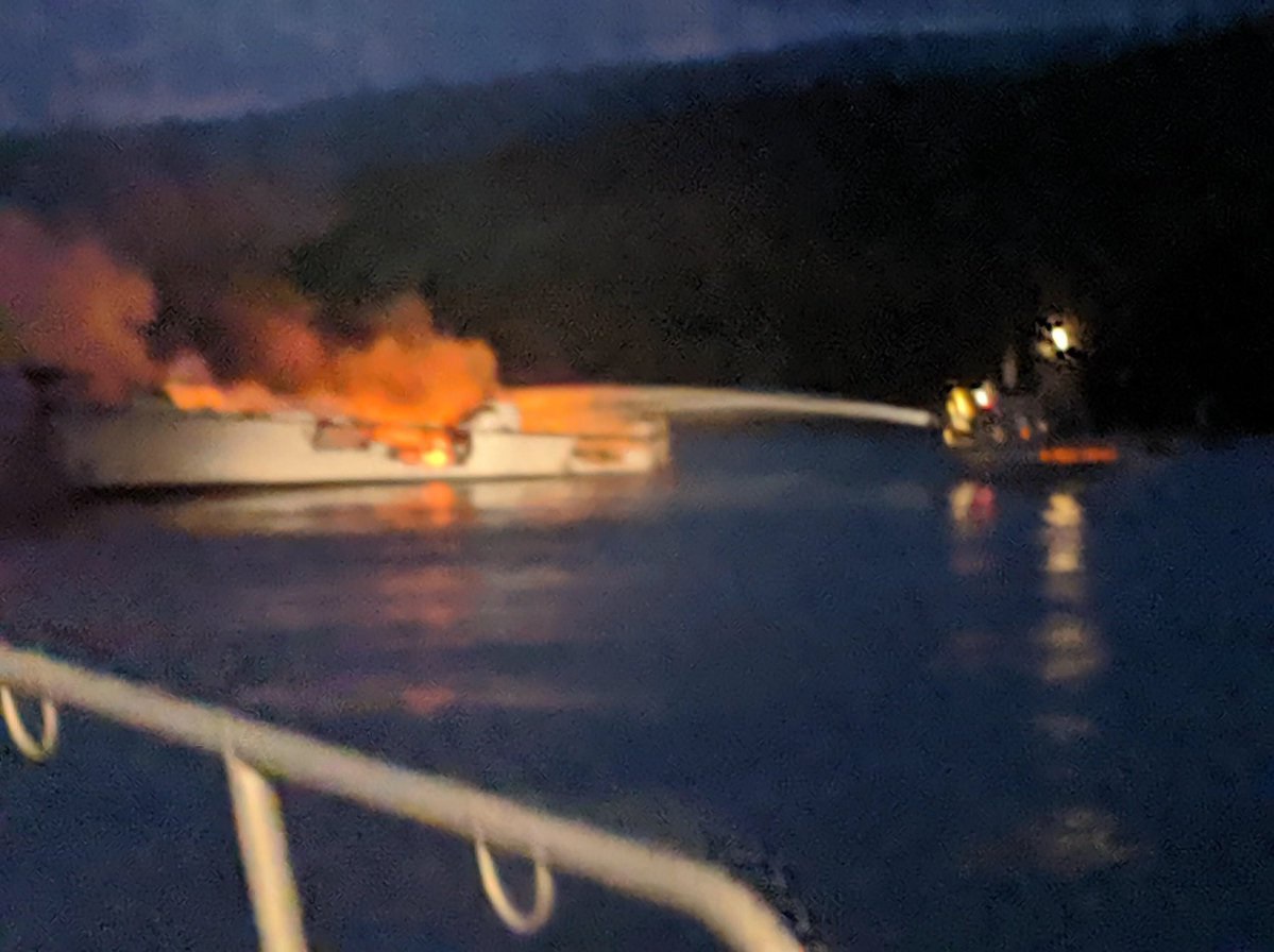 (foto: Departamento de Bomberos de Santa Barbara)