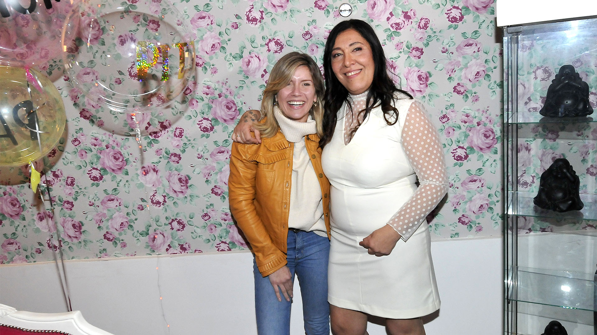 Laurita Fernández, otra de las artistas que visitó el nuevo espacio de la reconocida numeróloga