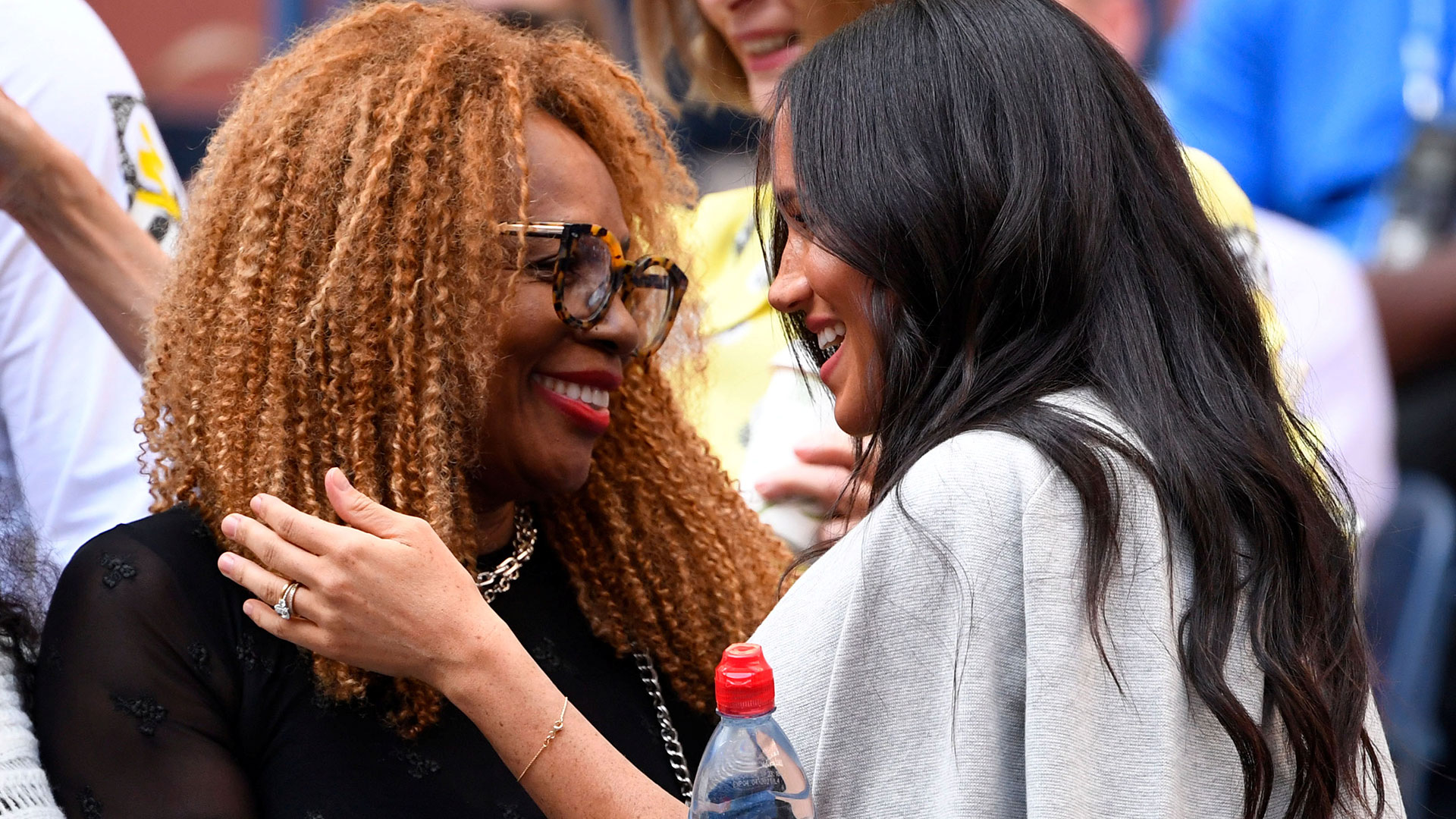 Meghan Markle junto a Oracene Price en el final femenino de Serena Williams y Bianca Andreescu