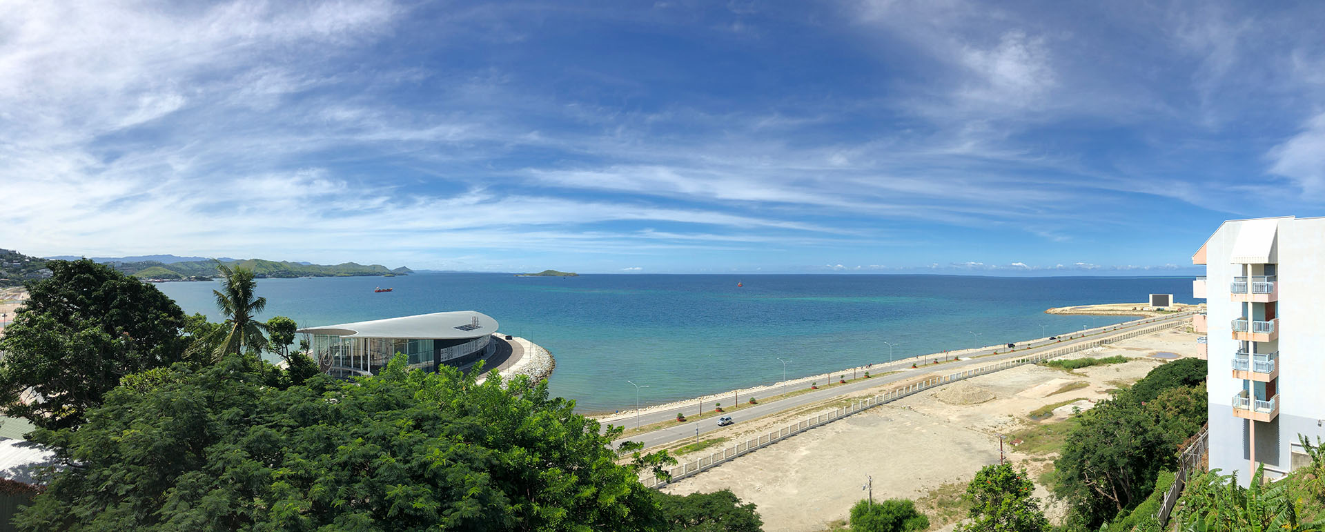 A pesar de su encanto y belleza natural, Port Moresby la inseguridad en este destino es muy alta y todavía existen algunas tribus caníbales