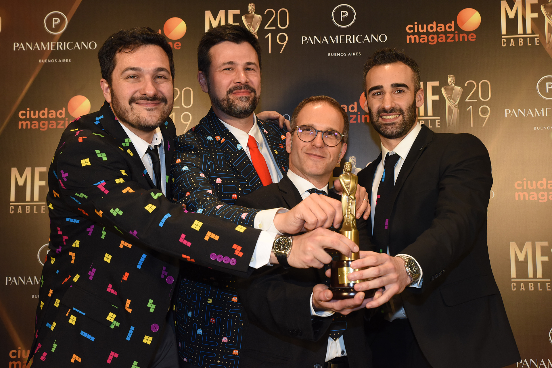 Alejo Zagalsky, Santi do Rego, Federico Wiemeyer y Gustavo Baabour, de “TN Tecno”, ganadores en la terna arte y tendencia
