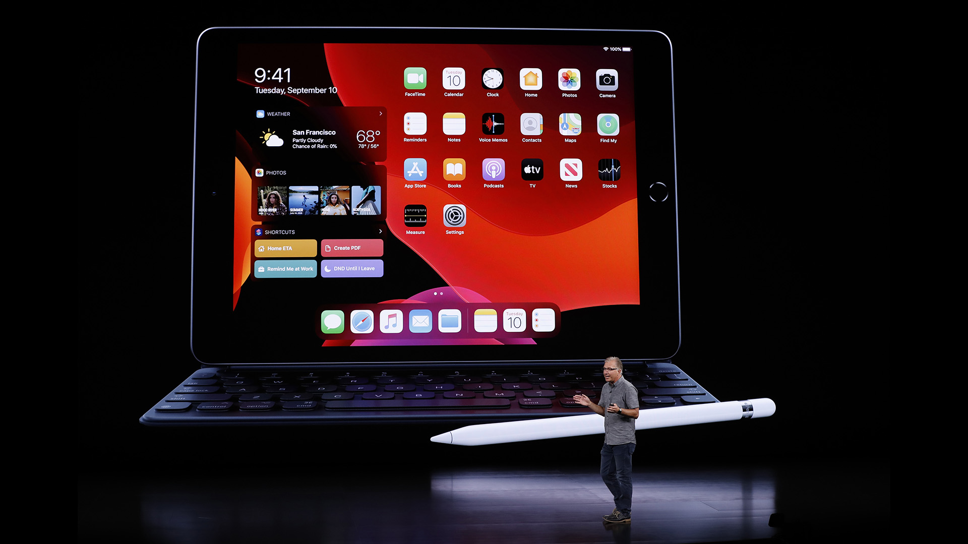 Se venderá a partir de USD 329 y a USD 299 para clientes de instituciones educativas. Se incluye un año de suscripción a Apple TV (REUTERS/Stephen Lam)