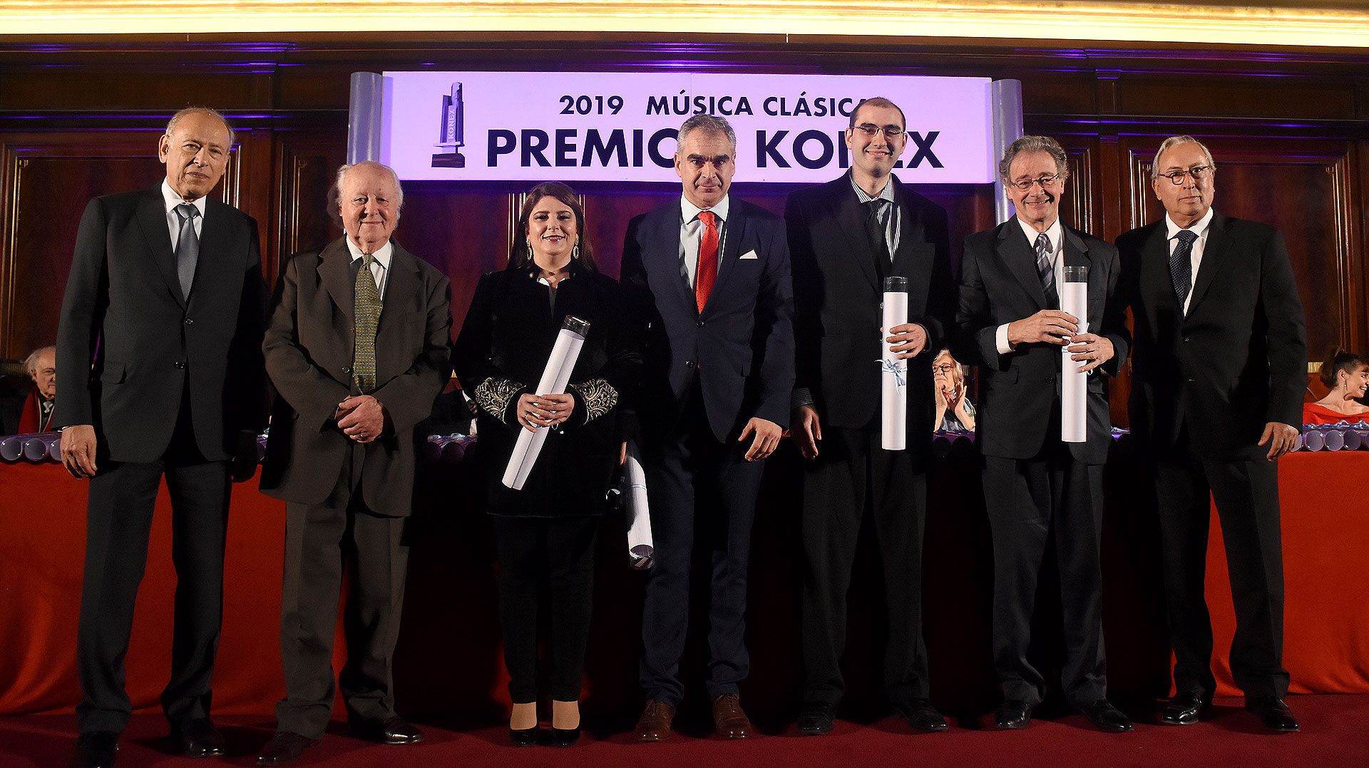 En la disciplina Instrumentista de cuerda, por Sol Gabetta María Elena Aguirre, Xavier Inchausti, Luis Roggero, Stanimir Todorov y Freddy Varela Montero