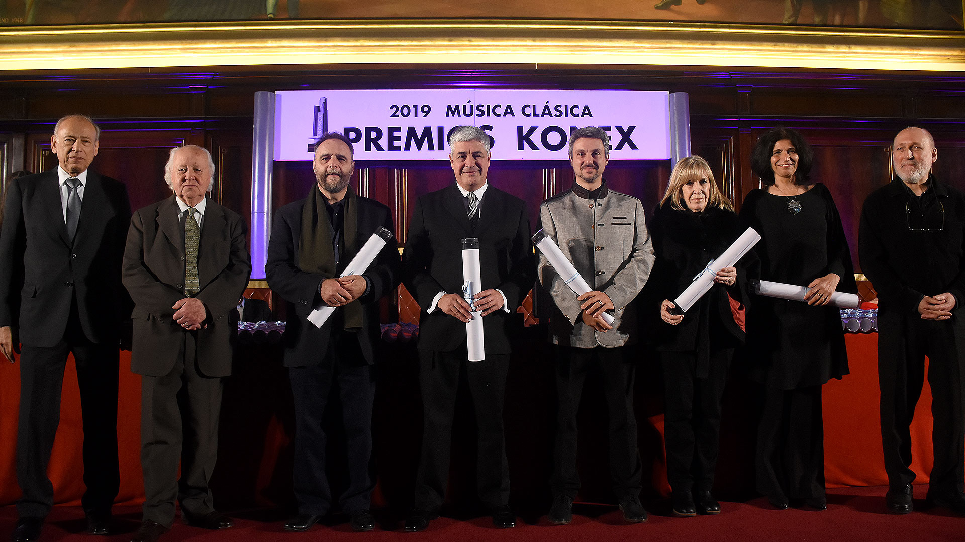 En la disciplina de director de Coro, por Miguel Fabián Martínez Marcelo Bambill, por Andrés Máspero Luz Guevara Lynch, Mariano Moruja, Camilo Santostefano y Silvana Vallesi