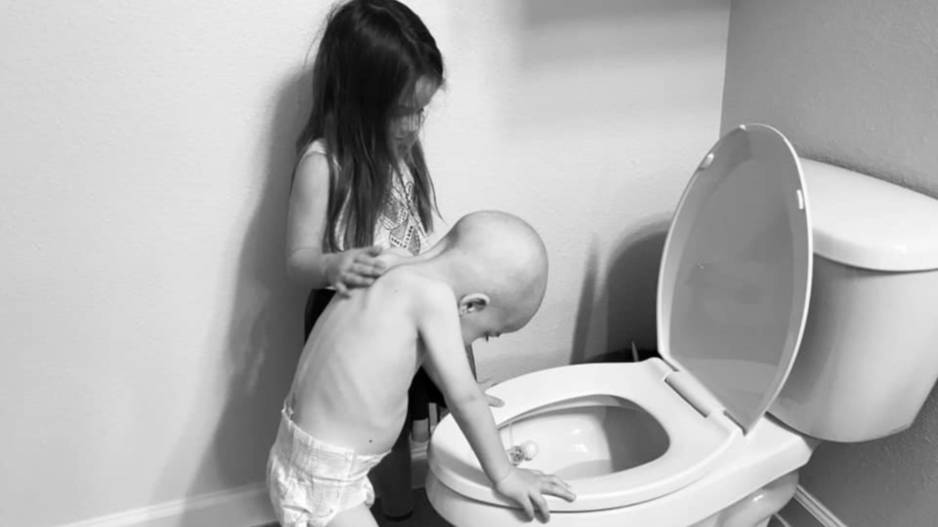 La fotografía fue compartida por la madre de ambos (Foto: Facebook)