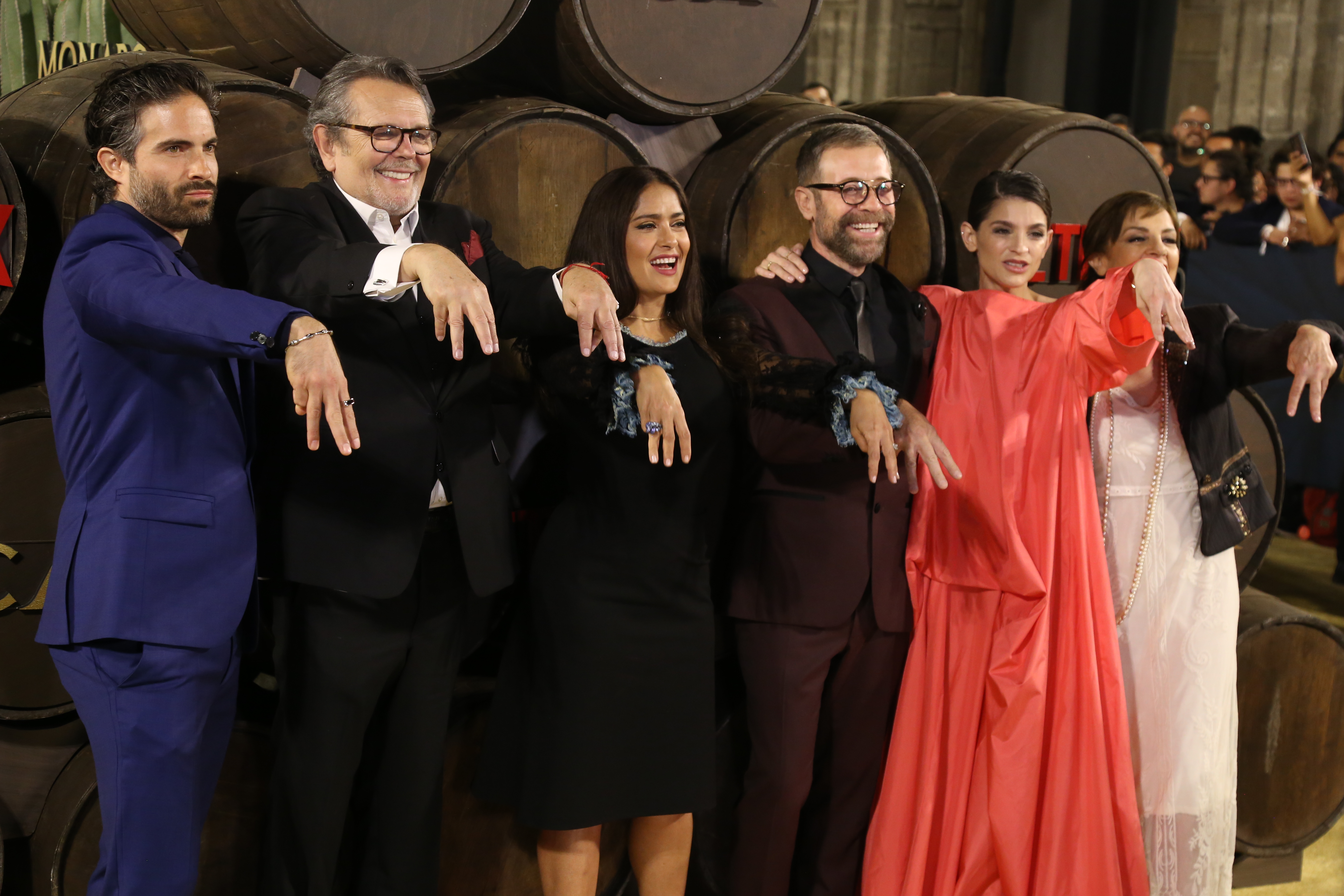 Elenco de Monarca