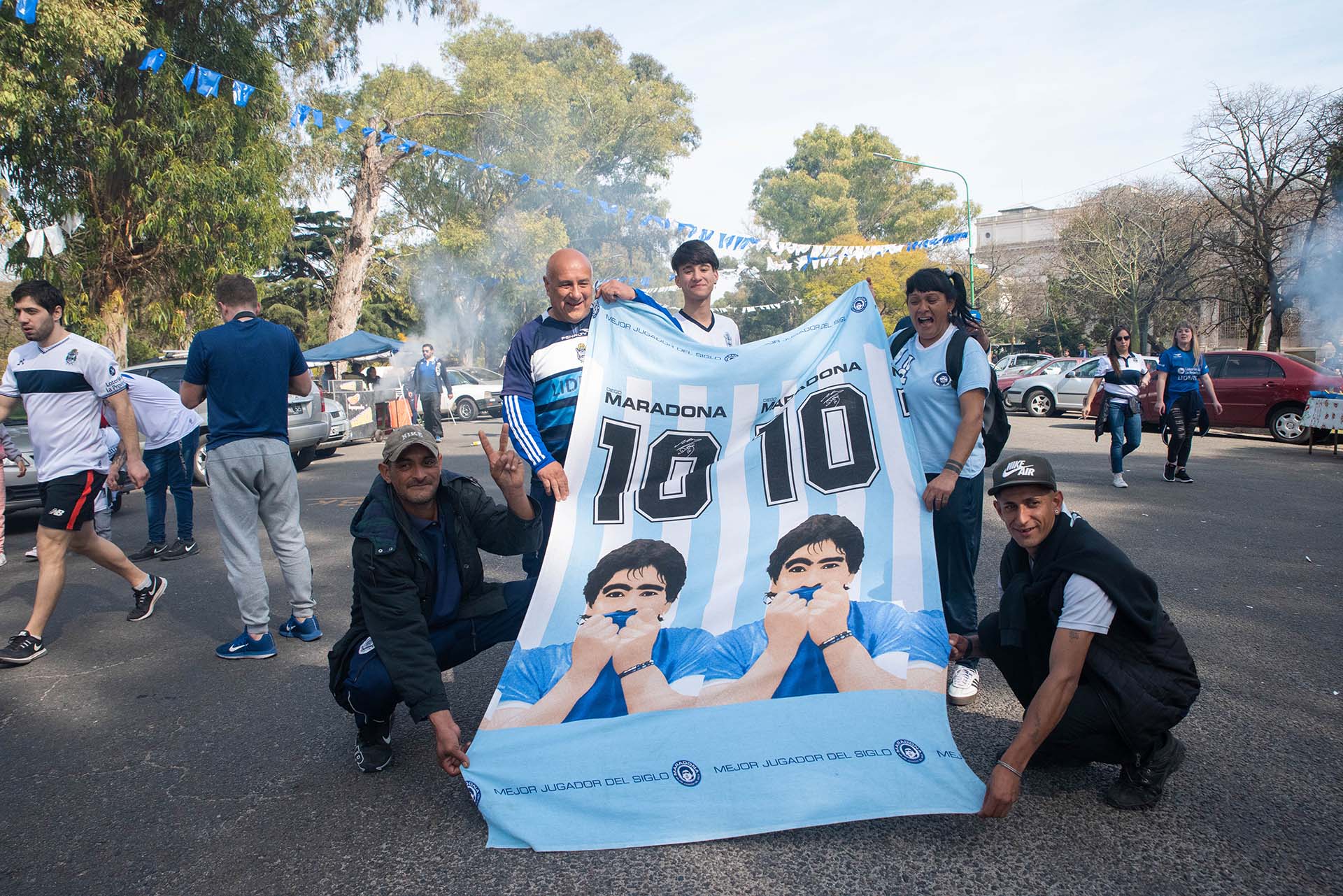 El 10, el nuevo número que se muestra en La Plata